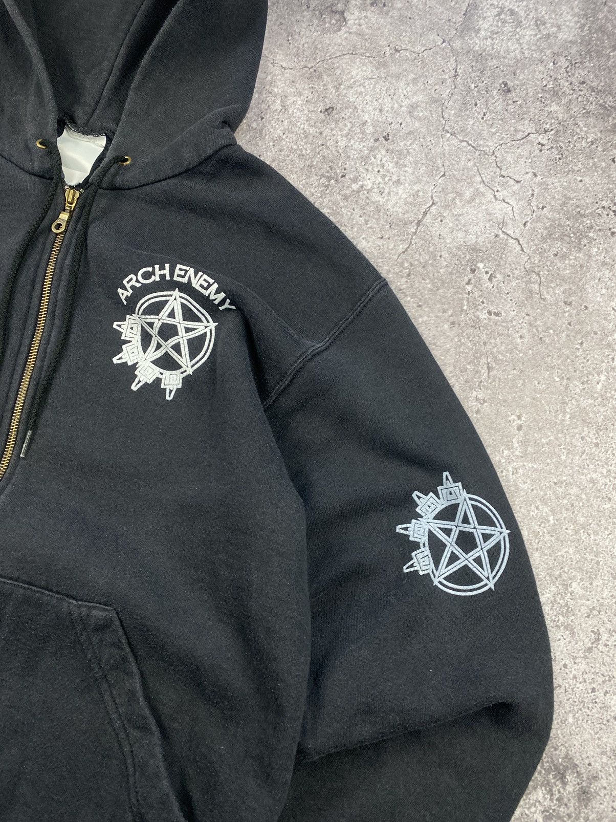 Band Tees VINTAGE ARCH ENEMY 90’S CRAZY FADED ZIP HOODIE BAGGY RARE Size US L / EU 52-54 / 3 - 2 Thumbnail