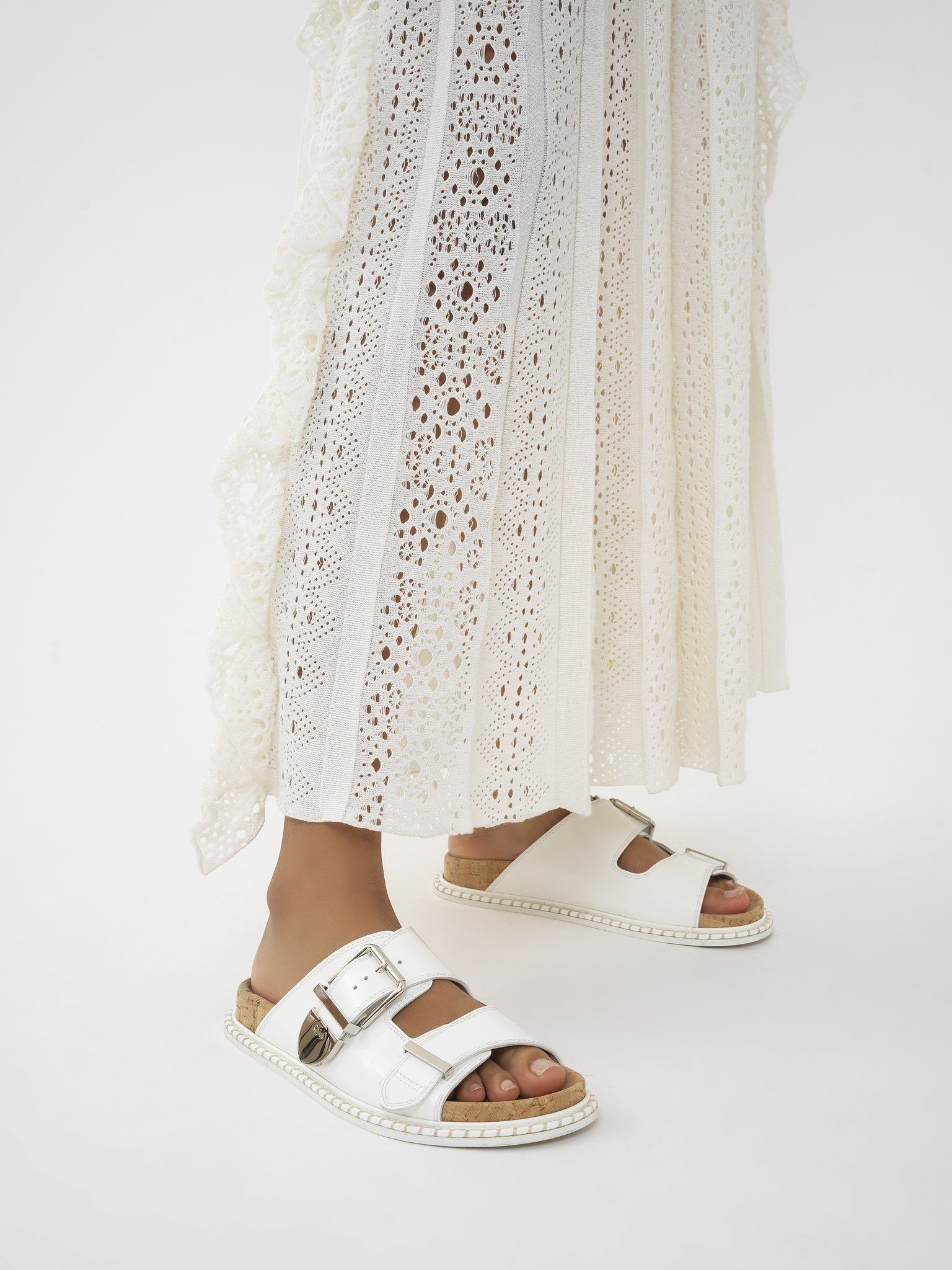 Chloe oc11z0525 Rebecca Slides in White Size US 8 / IT 38 - 2 Thumbnail