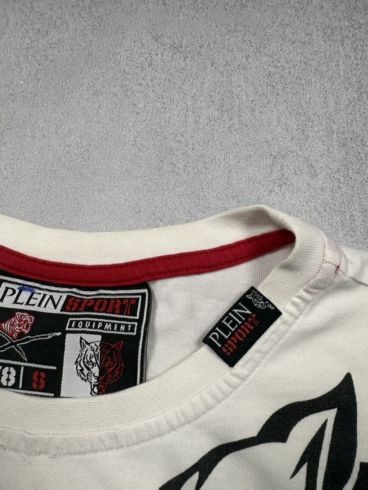Philipp Plein Philipp Plein Sport White Twin Tiger Graphic AOP T-Shirt Y2K Size US S / EU 44-46 / 1 - 10 Thumbnail