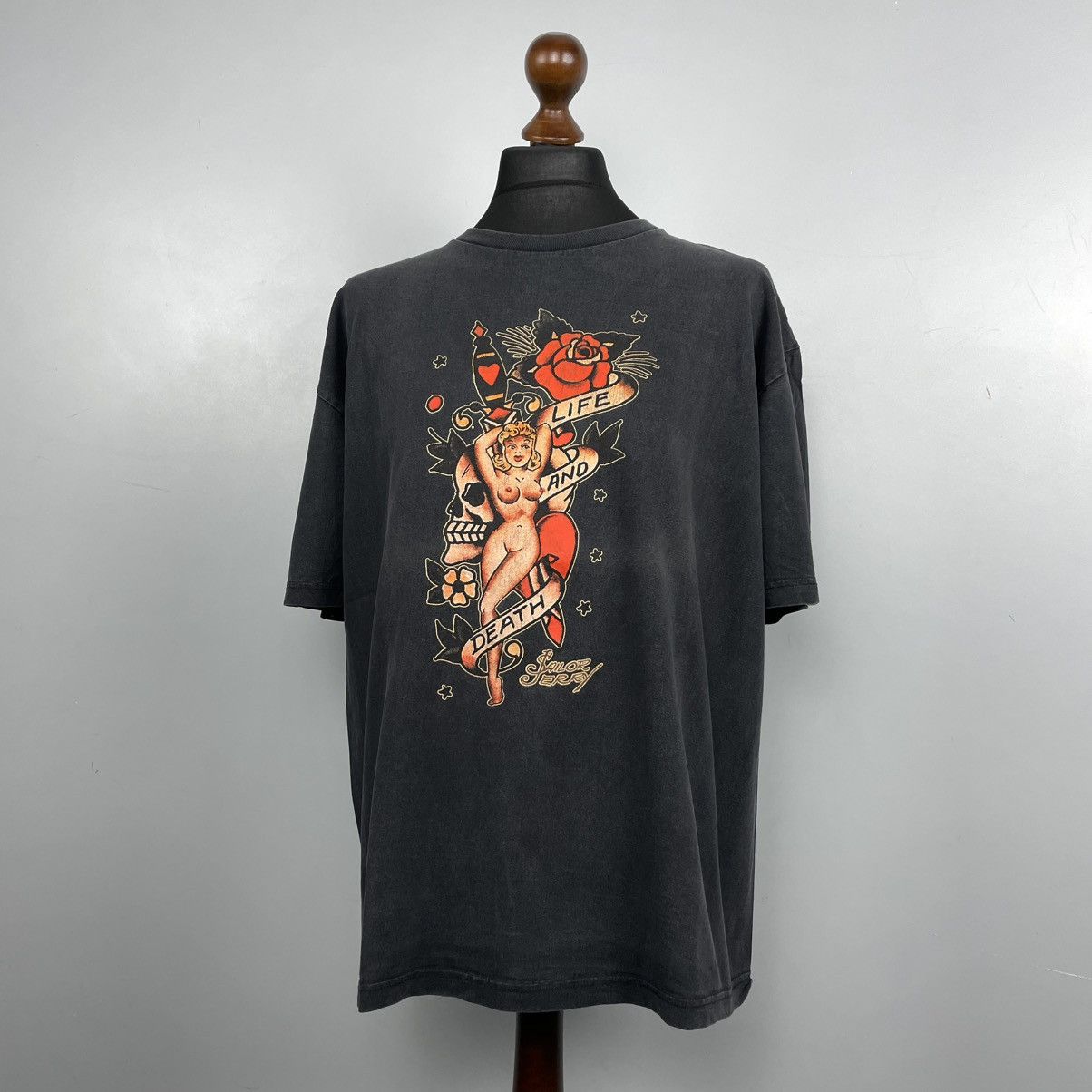 Vintage Vintage Very Interesting T-shirt Live in death Sailor Jerry Size US XL / EU 56 / 4 - 2 Thumbnail