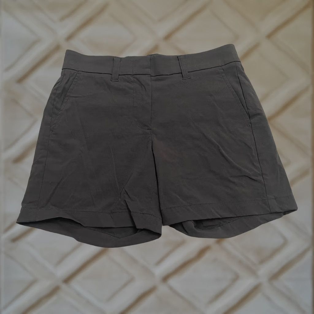J.Crew J.CREW High Rise Bermuda Shorts Womens 00 solid Black Snap Button Casual Classic Size 24" / US 00 / IT 34 - 1 Thumbnail