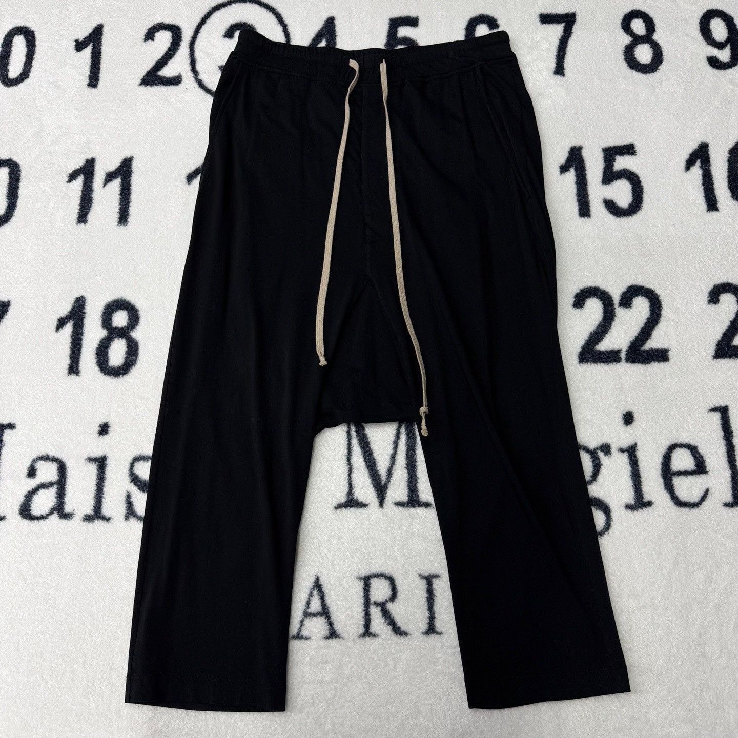 Rick Owens Rick Owens Black Casual Pants 30 Men Size US 30 / EU 46 - 1 Thumbnail