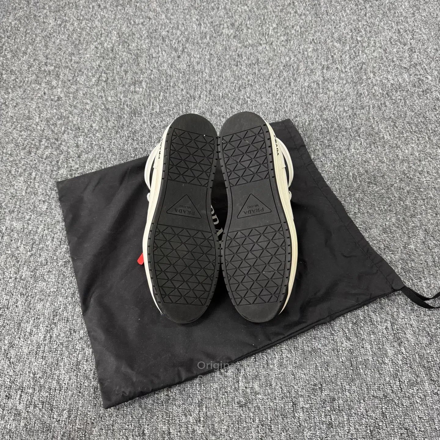 Prada Prada Delta-shaped letter logo; District high-top sneakers Size US 10 / EU 43 - 6 Thumbnail