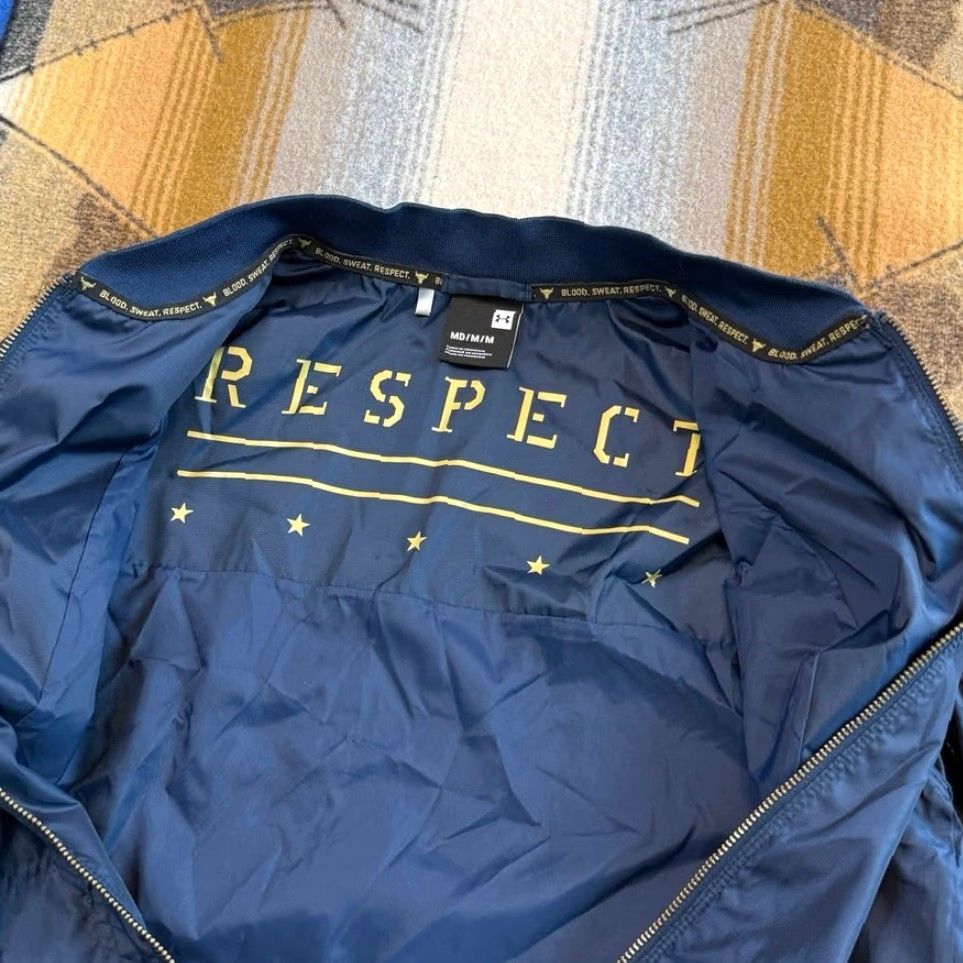 Under Armour Under Armour Project Rock Navy Veterans Day Respect Freedom Jacket Mens M Blue Bomber Jacket Zip Regular Coat Size US M / EU 48-50 / 2 - 7 Thumbnail