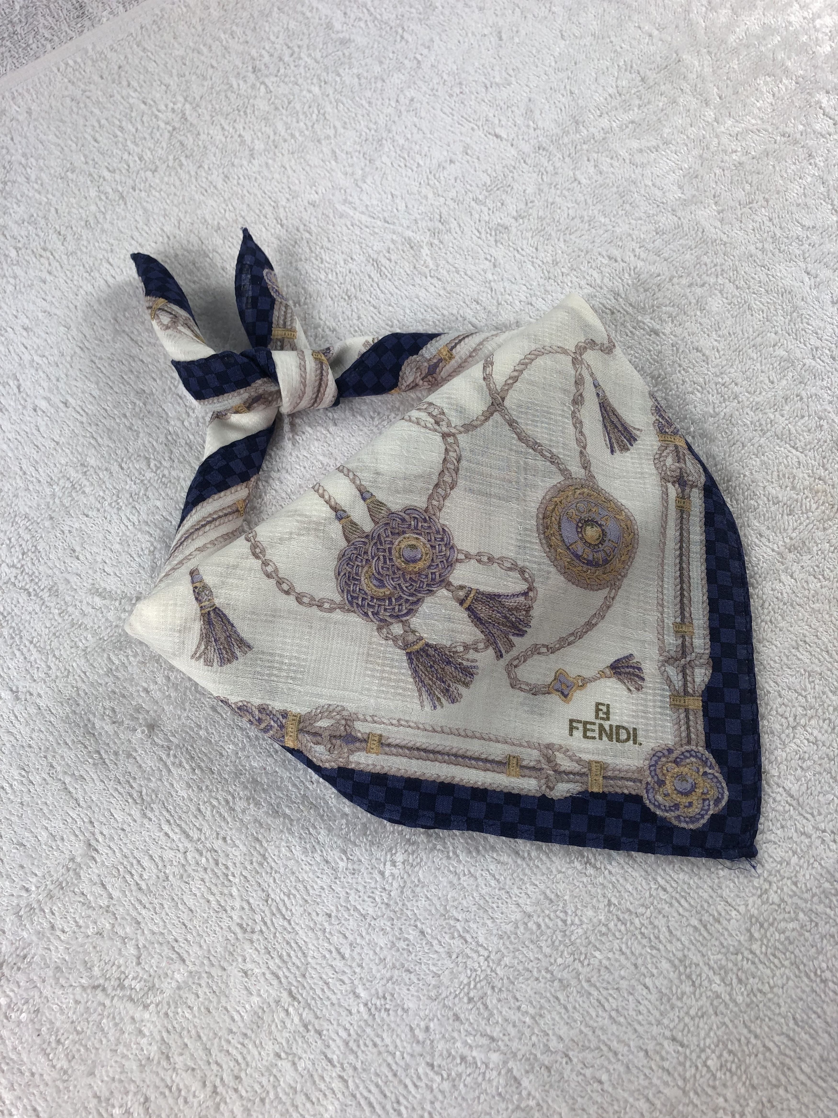 Vintage Fendi Handkerchief / Bandana / Neckerchief A1162 Size ONE SIZE - 2 Thumbnail