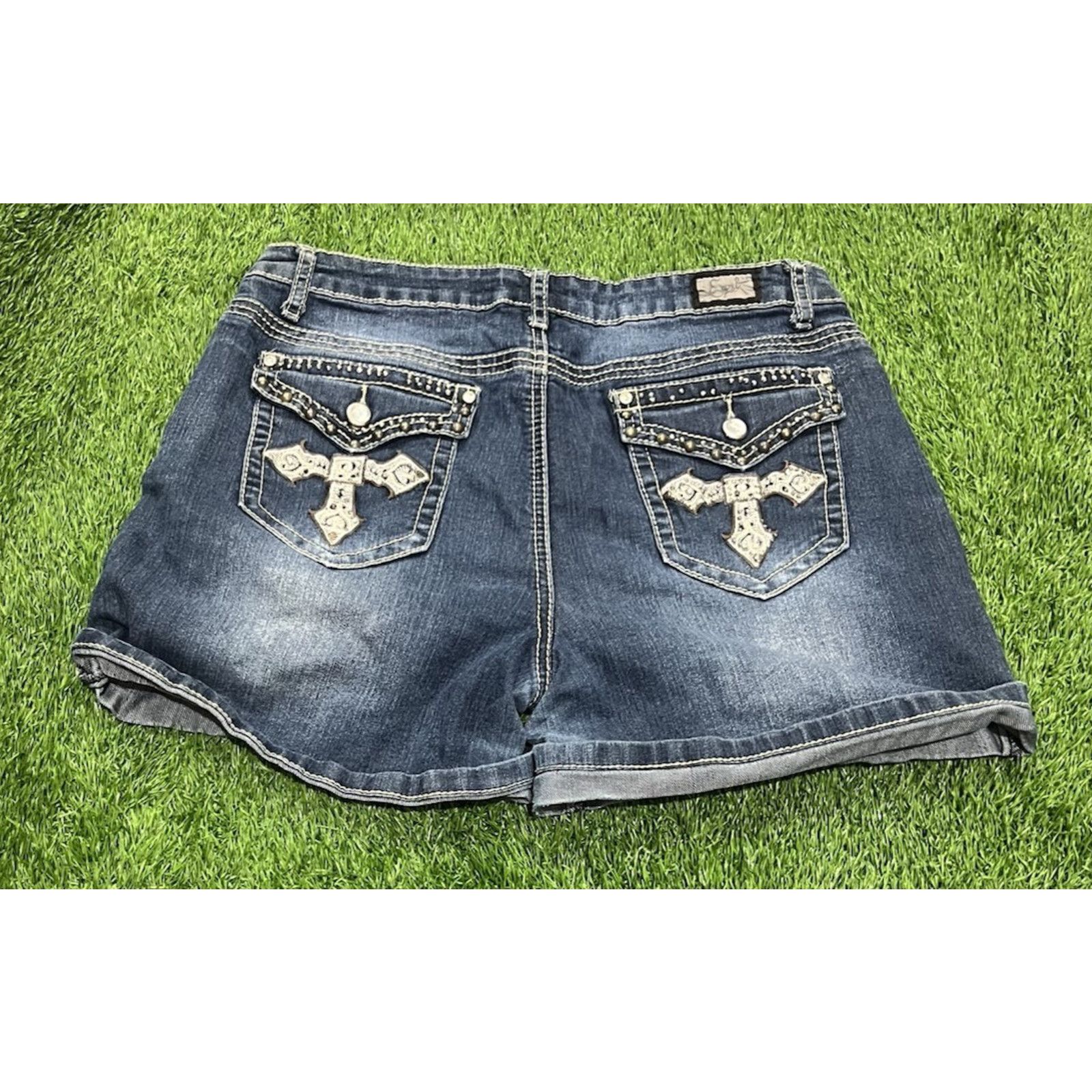Earl Jeans Earl Jean Iron Cross Rhinestone Pocket Denim Shorts Y2K 12 Size 34" / US 12 / IT 48 - 7 Thumbnail