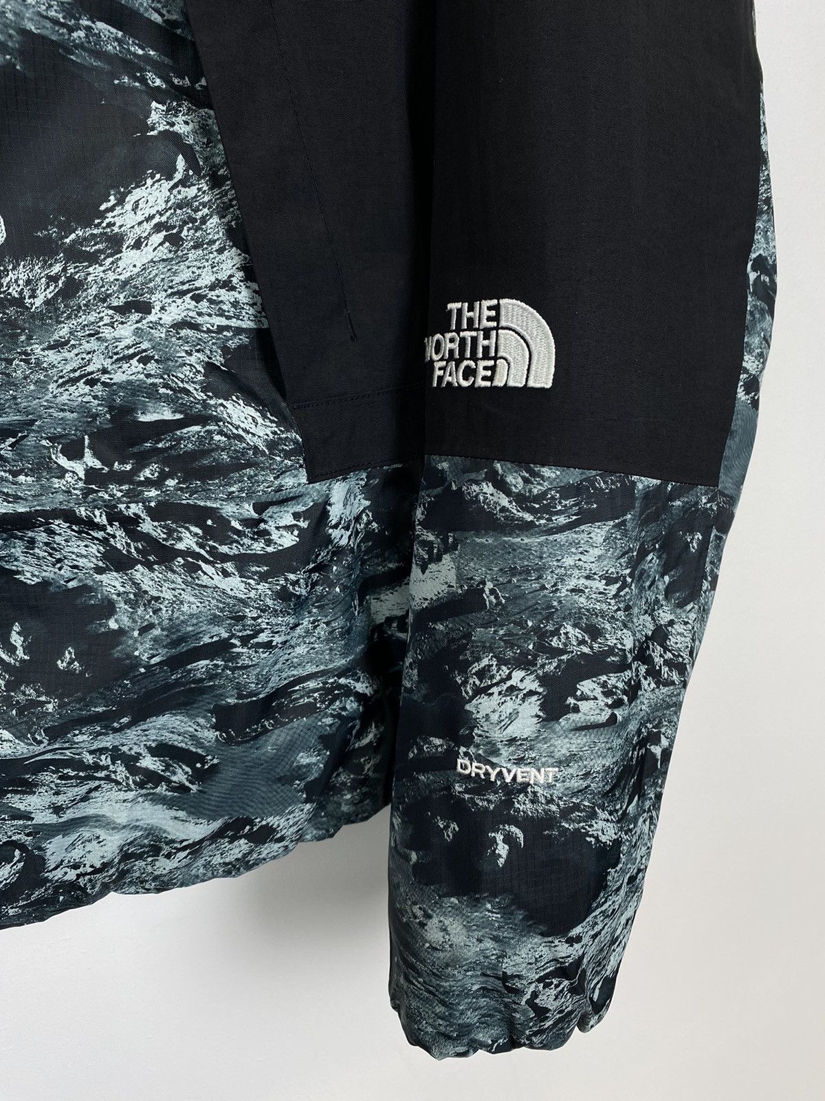 The North Face The North Face Mountain 1996 Parka Jacket Black Full Zip Size S / US 4 / IT 40 - 3 Thumbnail