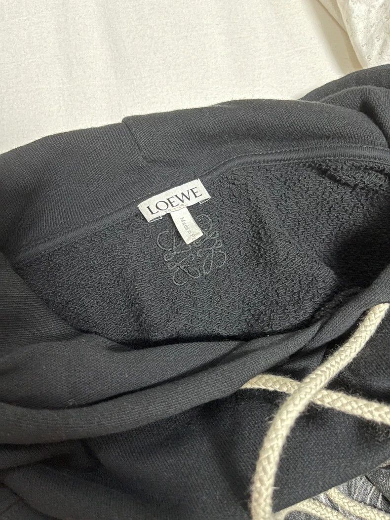 Loewe LOEWE Masked portrait letter stamp logo hoodie Size L / US 10 / IT 46 - 6 Thumbnail