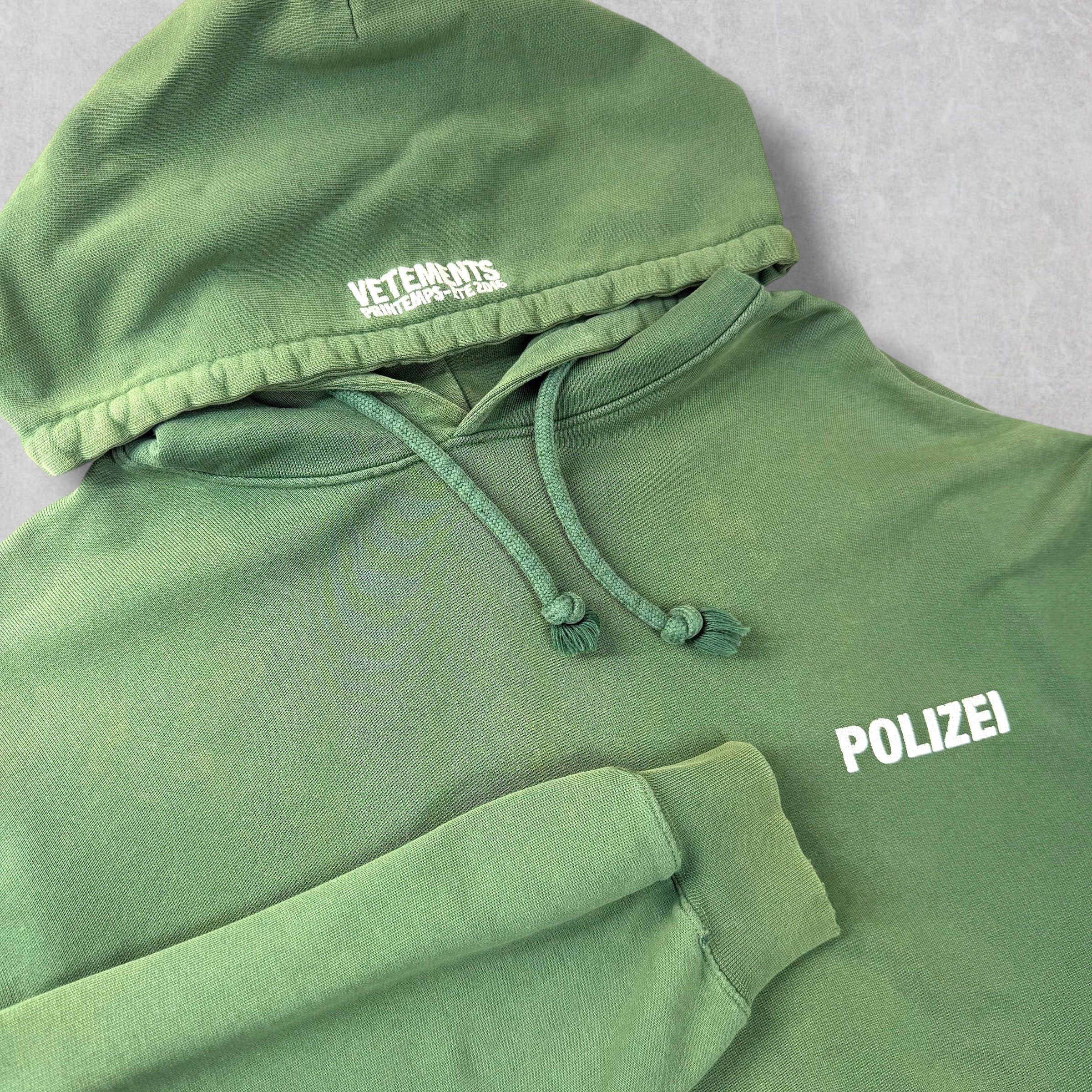 Vetements Vetements "Polizei" Oversized Hoodie L Size US L / EU 52-54 / 3 - 5 Thumbnail