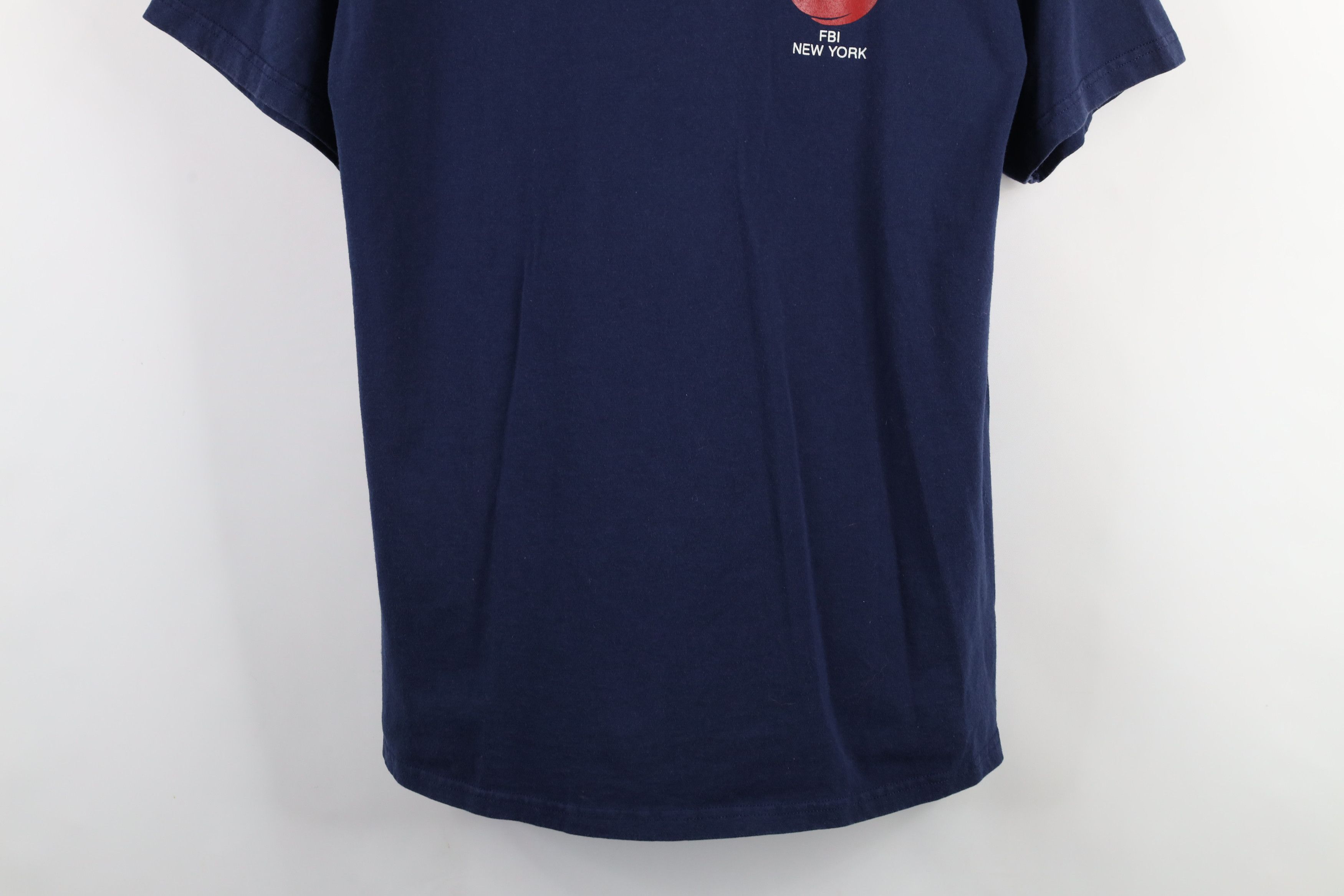 Vintage Vintage 90s Officer Survival School FBI New York T-Shirt Size US L / EU 52-54 / 3 - 3 Thumbnail