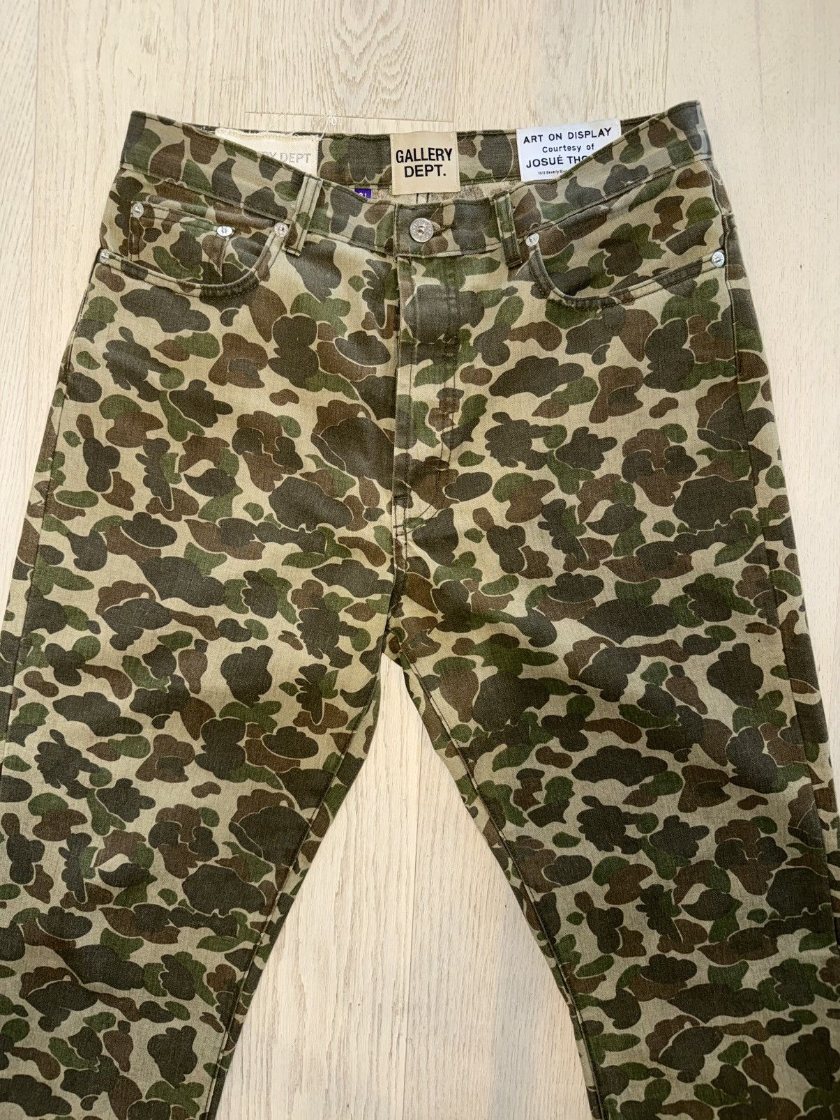 Gallery Dept. Gallery DEPT Camouflage Straight Leg Jeans Size US 31 - 3 Thumbnail