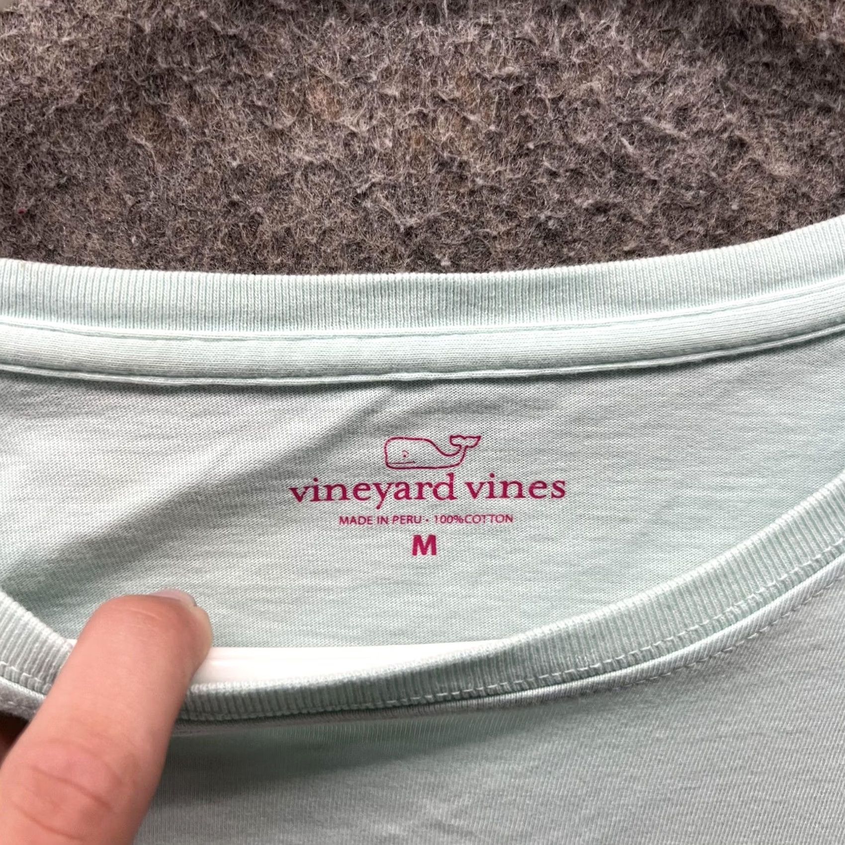 Vineyard Vines Vineyard Vines Shirt Womens Medium Green Long Sleeve Whale Graphic Pocket Tee Size M / US 6-8 / IT 42-44 - 7 Thumbnail
