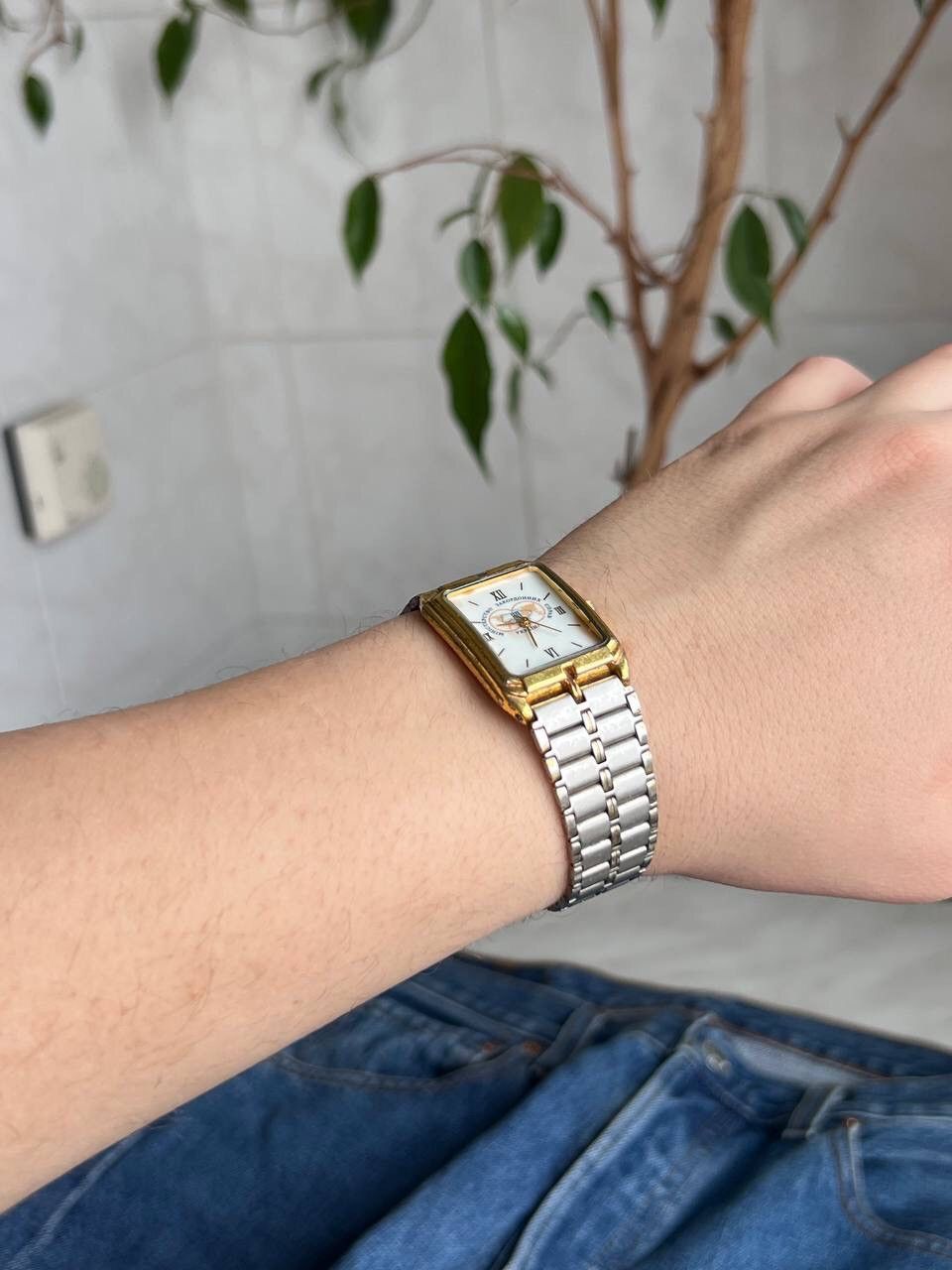 Japanese Brand × Vintage Vintage Japanese style futuristic Watch Rivol y2k tank watch Size ONE SIZE - 8 Thumbnail