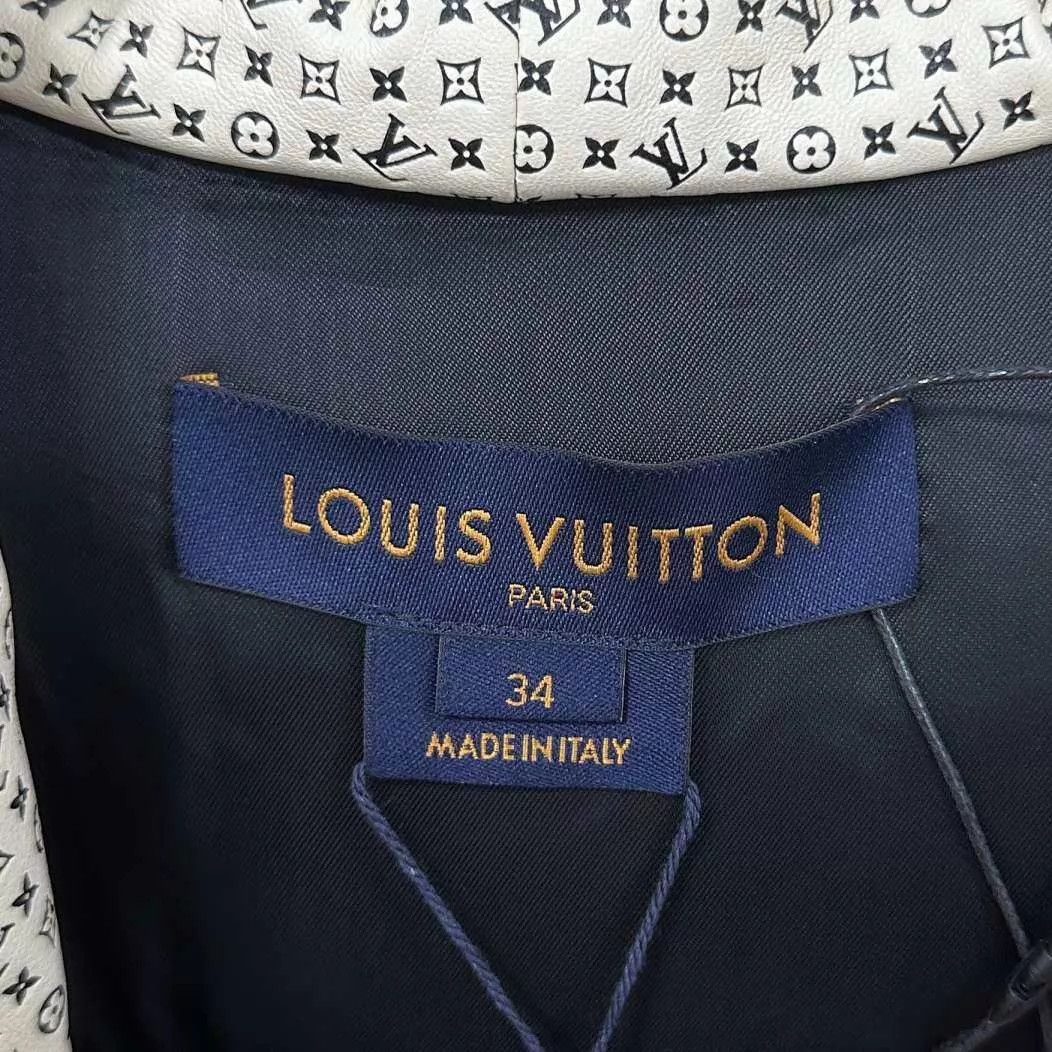 Louis Vuitton LV 26 new soft leather Monogram down jacket wmn 34 Size XS / US 0-2 / IT 36-38 - 7 Thumbnail