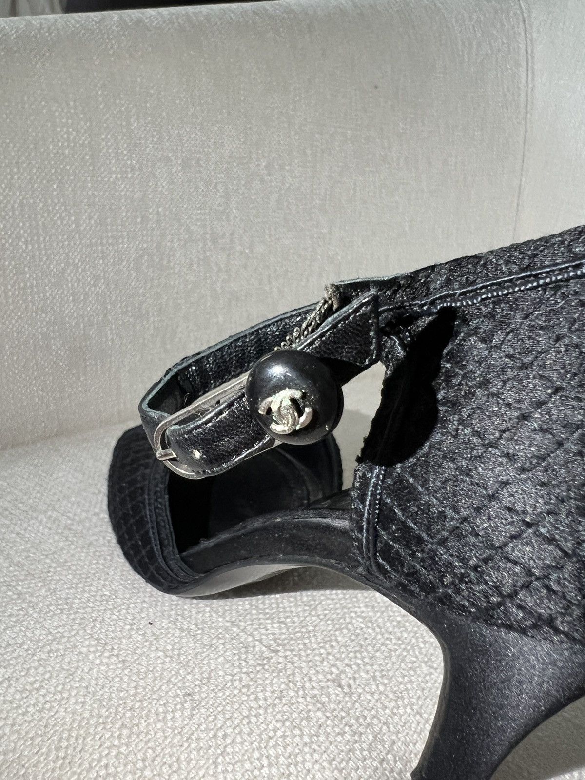 Chanel Chanel Vintage Black Satin Quilted CC Logo Heels Size US 4.5 / IT 34.5 - 11 Thumbnail