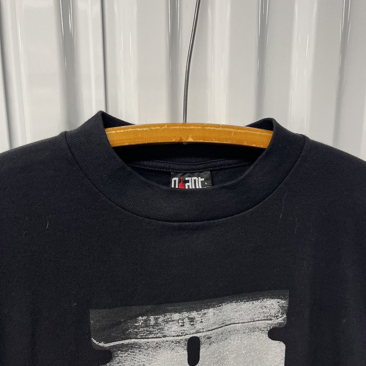 Band Tees × Giant × Vintage Rare Vintage 90s Bush Razorblade Suitcase Band Tee Size US L / EU 52-54 / 3 - 4 Thumbnail