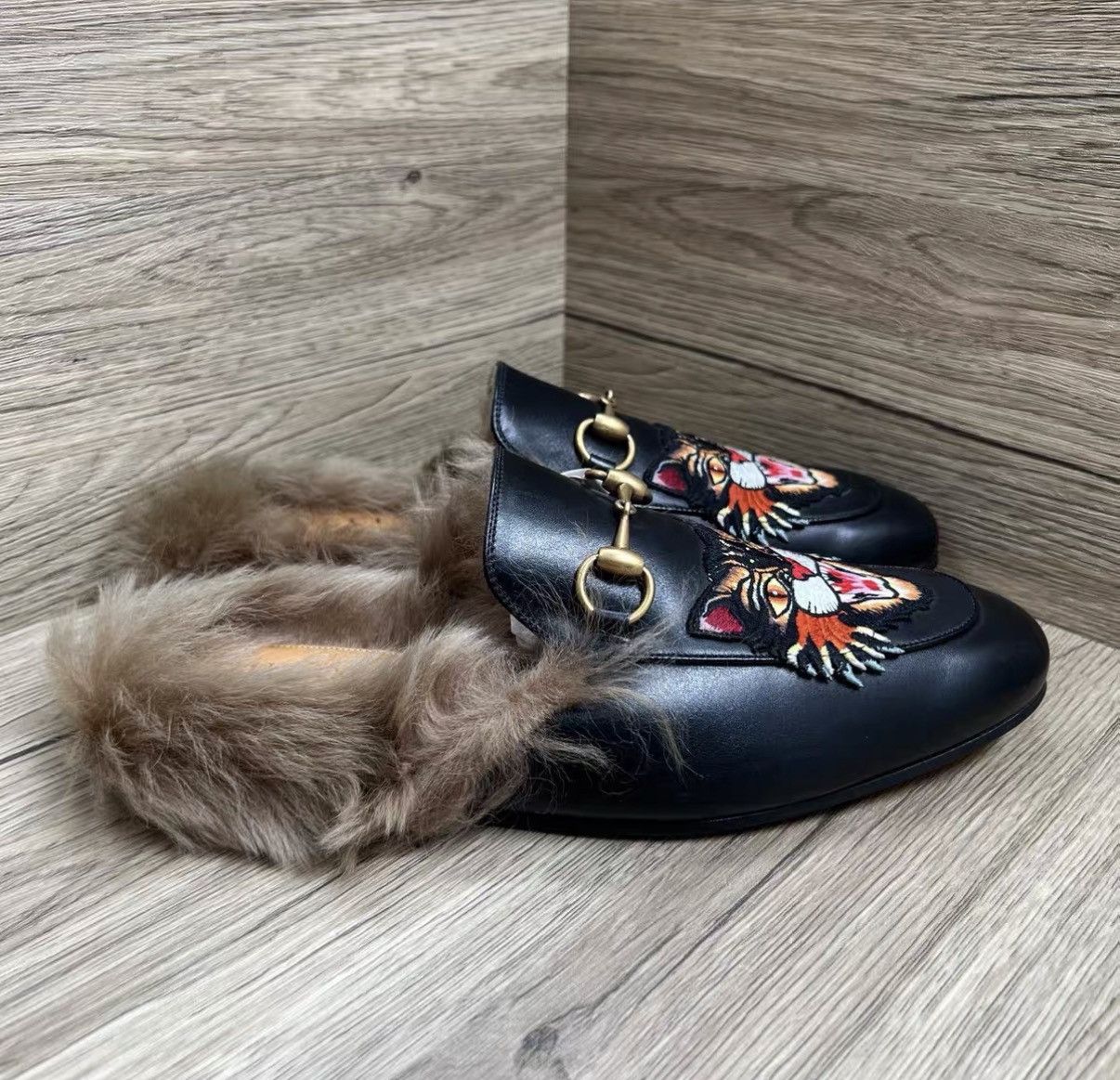 Gucci Gucci Cat Head Embroidered Mule Slides J41 Size US 11 / IT 41 - 3 Thumbnail