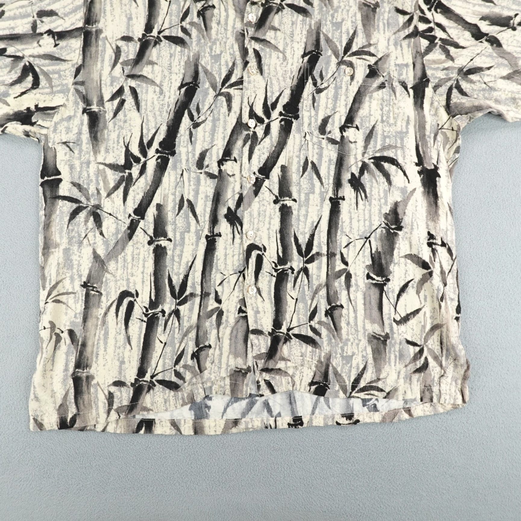 Tori Richard Tori Richard Shirt Men XL Beige Gray Floral Leaves Hawaiian Aloha Camp Button Up Size US XL / EU 56 / 4 - 4 Thumbnail
