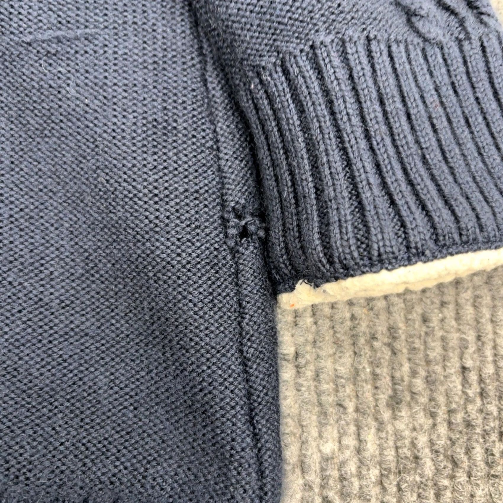 Vintage VINTAGE LL Bean Cardigan Womens XL Blue Wool Blend Cable Knit Sherpa Hooded Toggle Size XL / US 12-14 / IT 48-50 - 6 Thumbnail