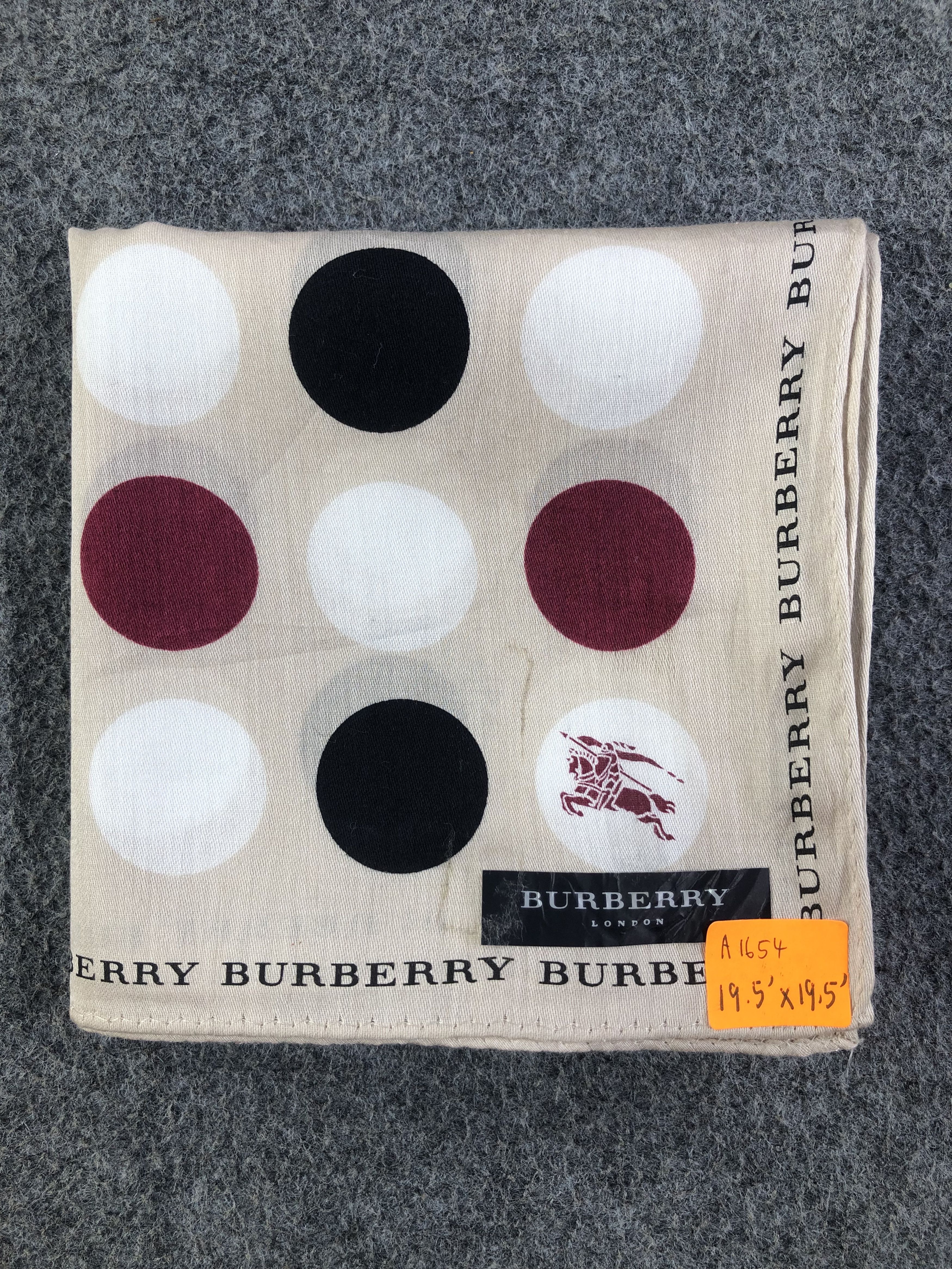 Burberry Burberry Handkerchief / Bandana / Neckerchief Size ONE SIZE - 6 Thumbnail