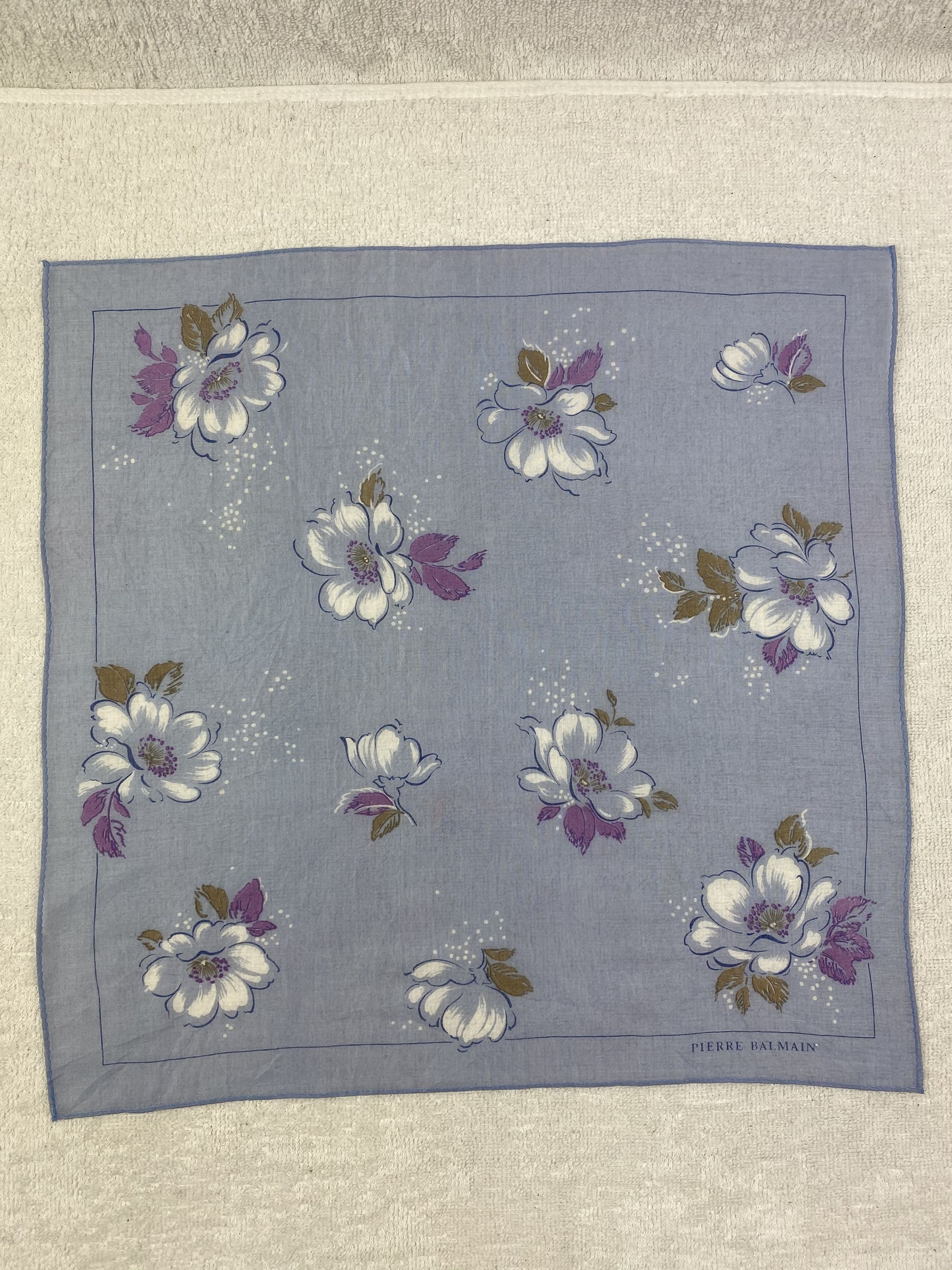 Pierre Balmain Pierre Balmain Handkerchief / Bandana / Neckerchief Size ONE SIZE - 3 Thumbnail