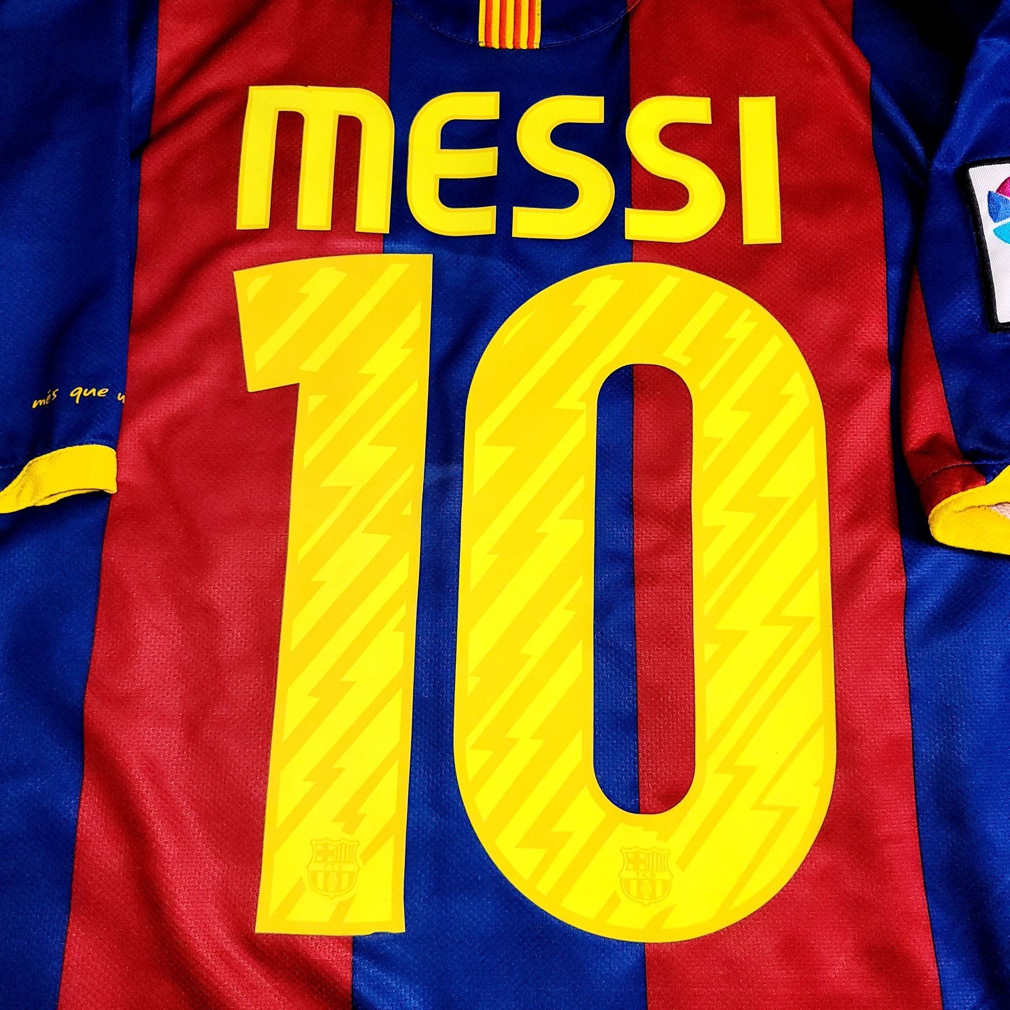 Nike Messi Barcelona 2010 2011 Home Soccer Jersey M Size US M / EU 48-50 / 2 - 3 Thumbnail