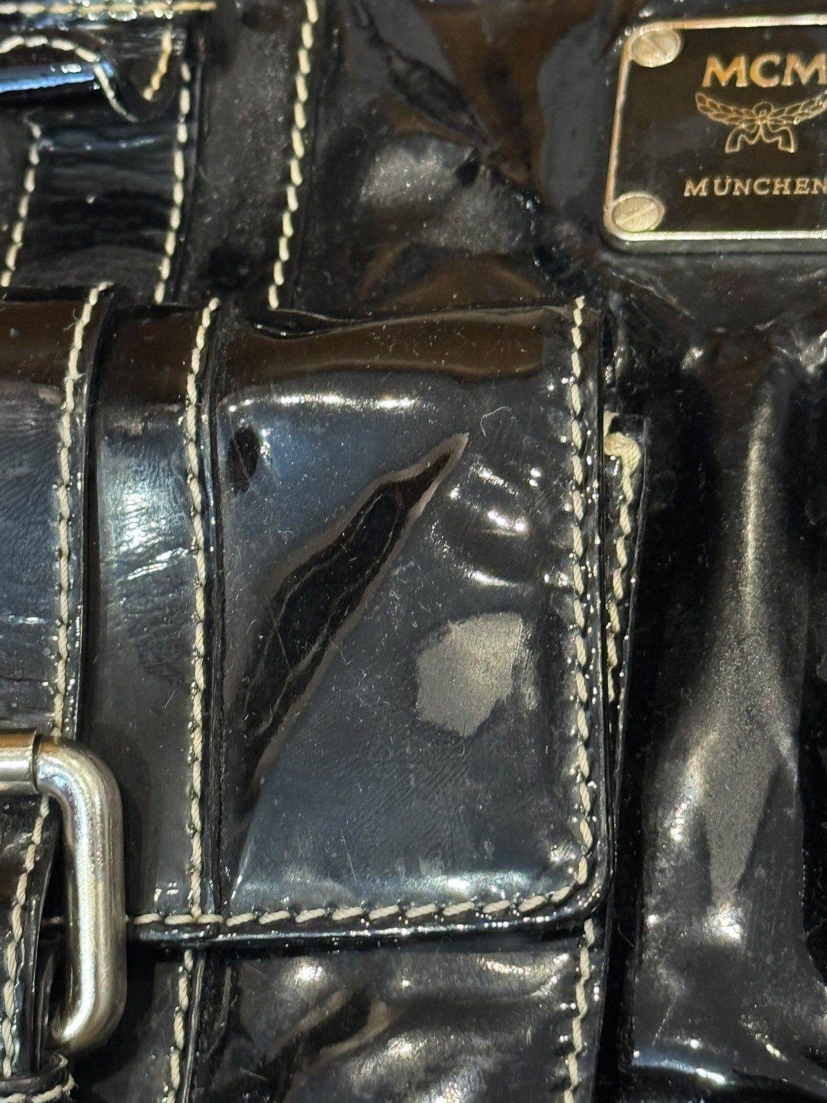 MCM MCM Boston Patent Leather Shiny Shoulder Strap Bag Handbag Size ONE SIZE - 19 Thumbnail