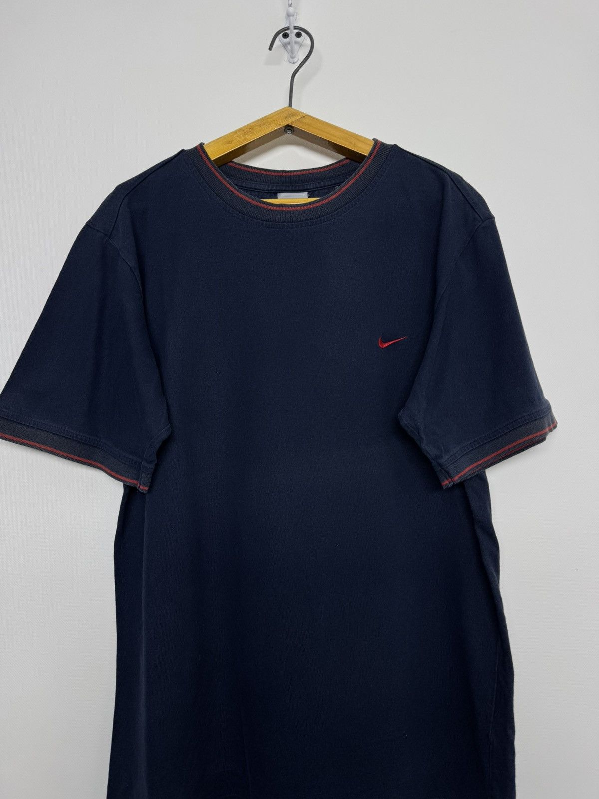 Nike Vintage Nike Swoosh T-Shirt 90’s Size US M / EU 48-50 / 2 - 4 Thumbnail