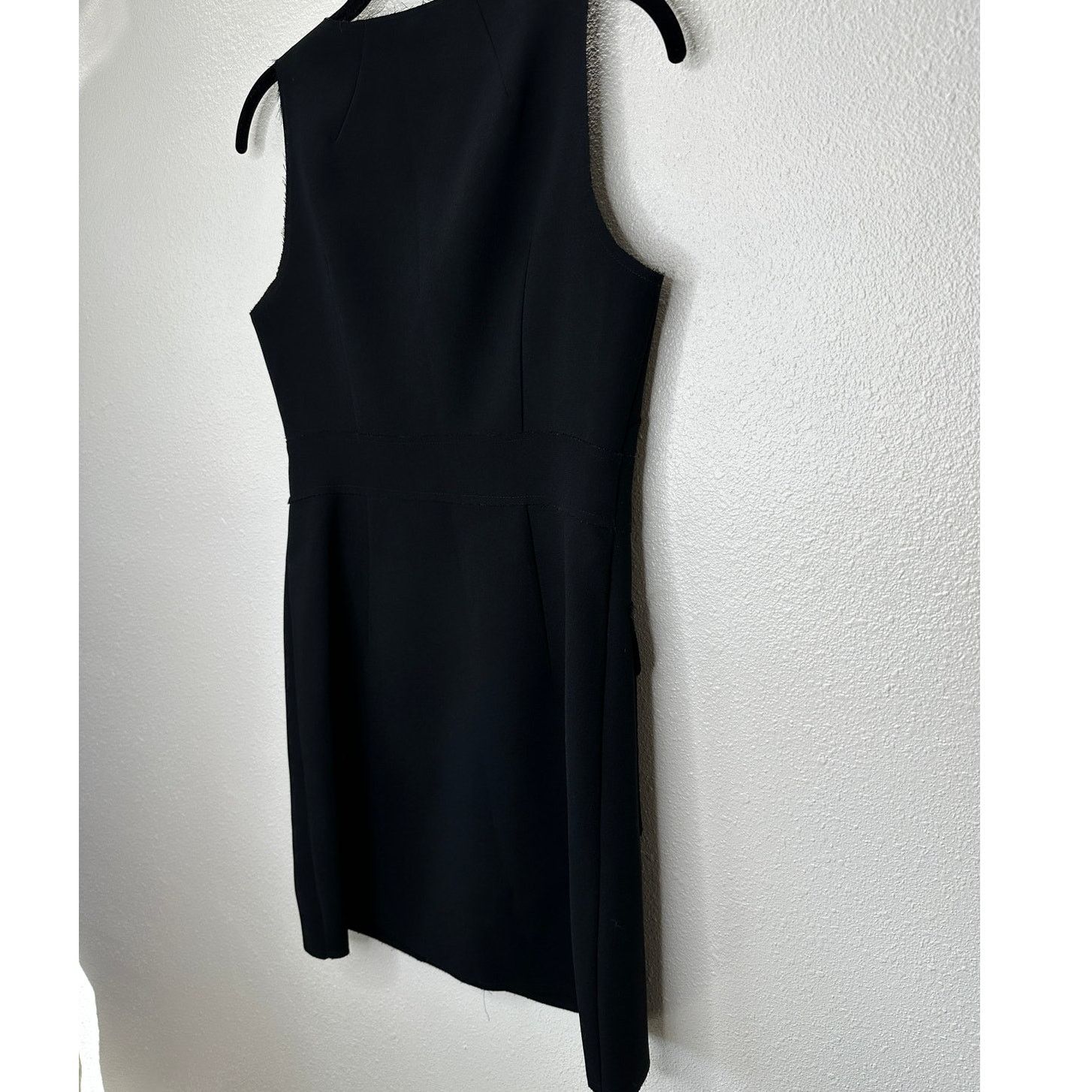 Topshop Topshop Black VNeck Zip Sleeveless Utility Pocket Dress 6 Size M / US 6-8 / IT 42-44 - 9 Thumbnail