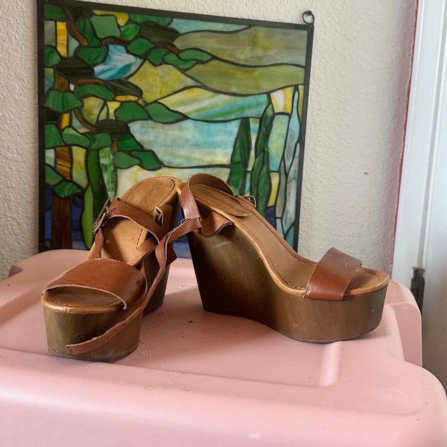Other breckelles brown platform wedge sandals heels shoes Size US 7 / IT 37 - 1 Thumbnail