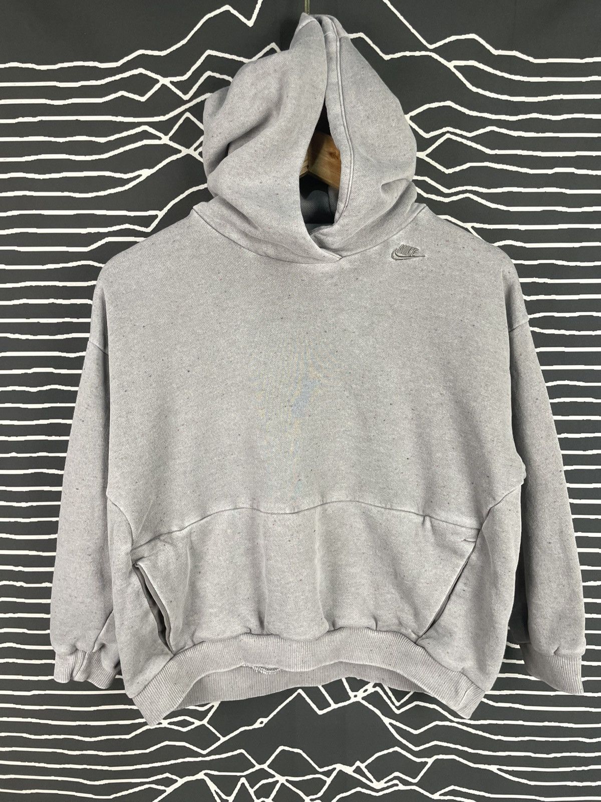 Nike Nike Small Logo Croptop Hoodie Size L / US 10 / IT 46 - 2 Thumbnail