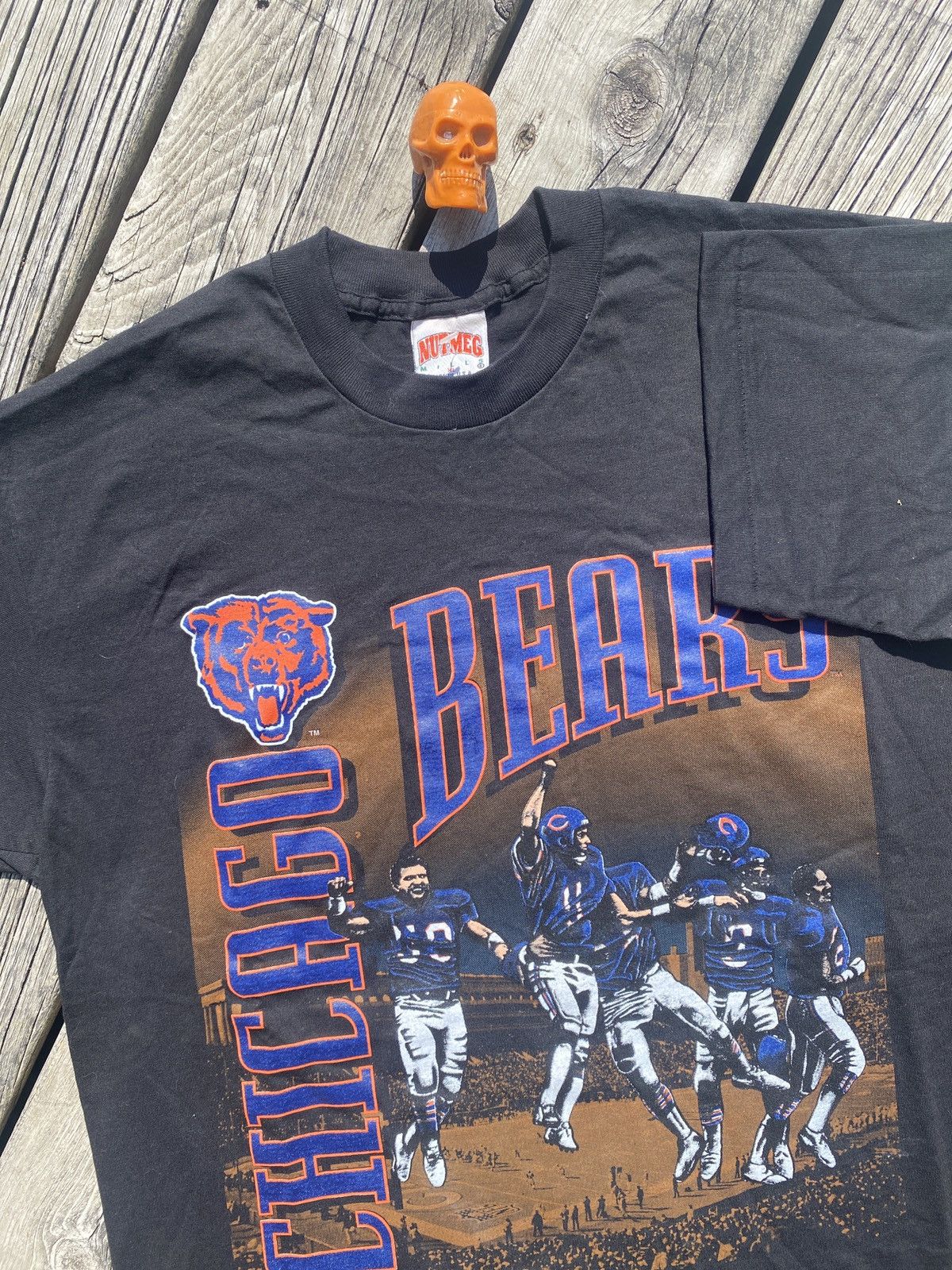 Nutmeg × Vintage 90s Chicago Bears football big print shirt sz XL Size US XL / EU 56 / 4 - 2 Thumbnail