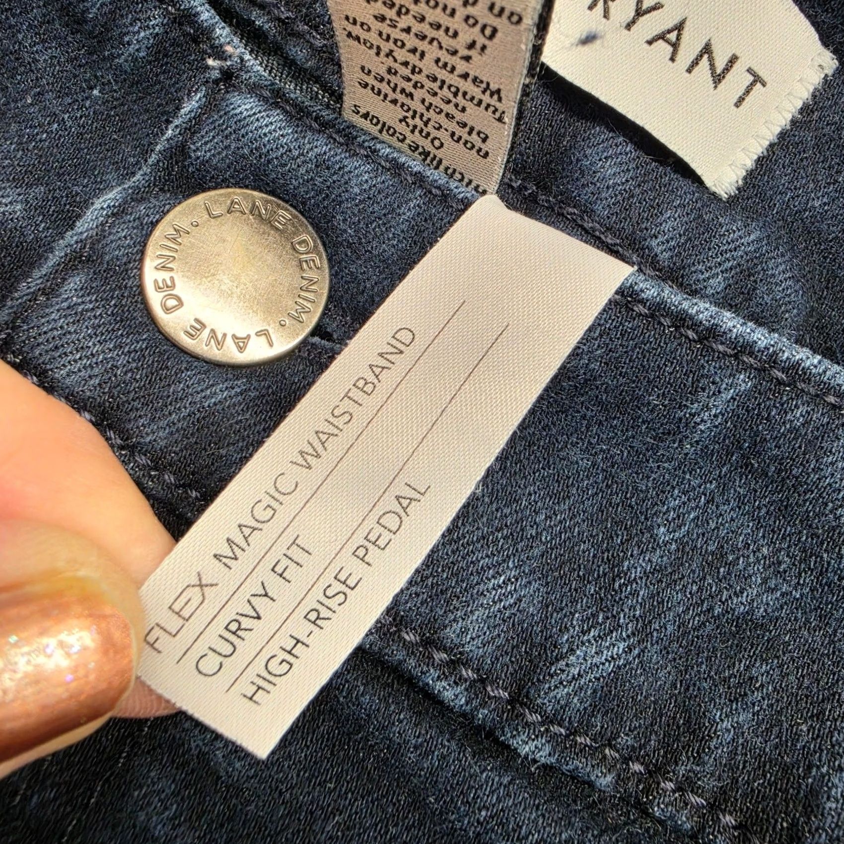 Vintage Lane Bryant Womens 20 Blue Jeans High Rise Curvy Fit Flex Magic Waistband Cropped Capri 5-Pocket Denim Pedal Tight Mens? Size 42" / US 20 - 4 Thumbnail