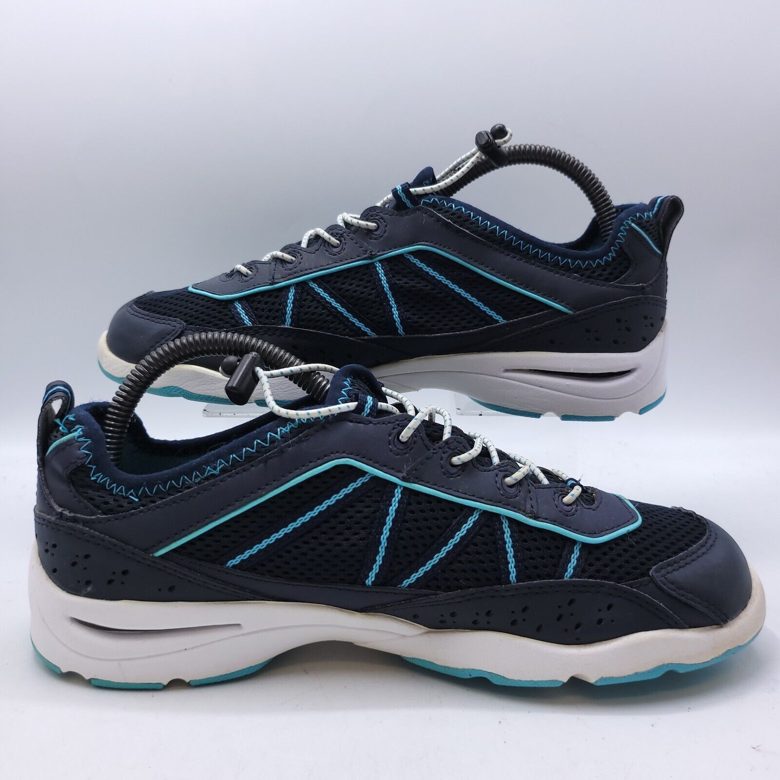 L.L. Bean LL Bean Athletic Shoe Womens Size 8 260975 Black Blue White Size US 8 / IT 38 - 6 Thumbnail