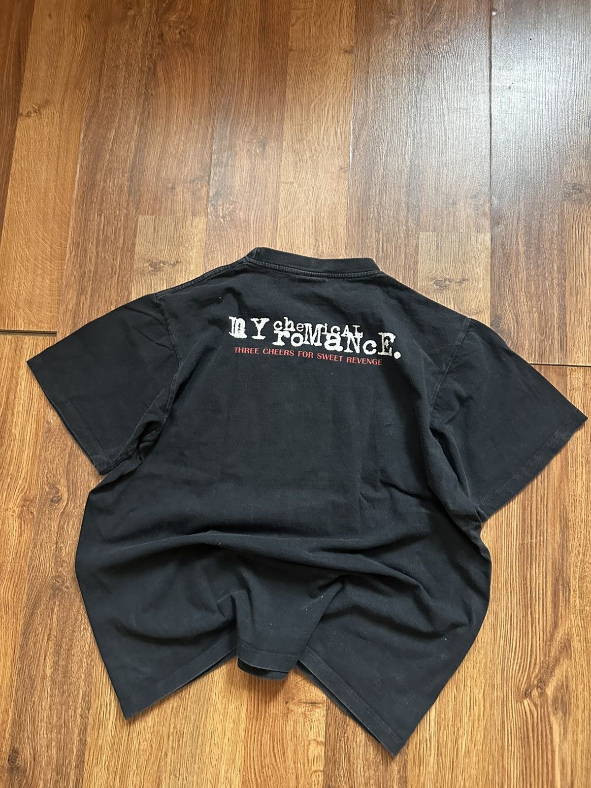 Vintage My Chemical Romance Three Cheers Vintage Band Tee M Y2K Size US M / EU 48-50 / 2 - 7 Thumbnail