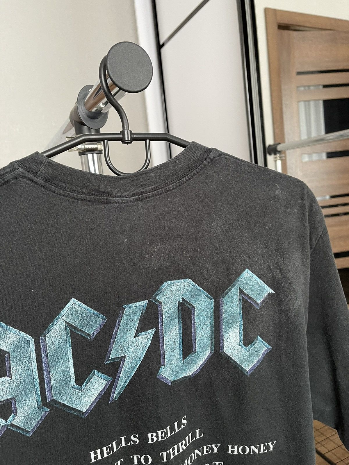 Band Tees 1996 AC/DC Back In Black Vintage Tour T-Shirt Tee Size US M / EU 48-50 / 2 - 12 Thumbnail