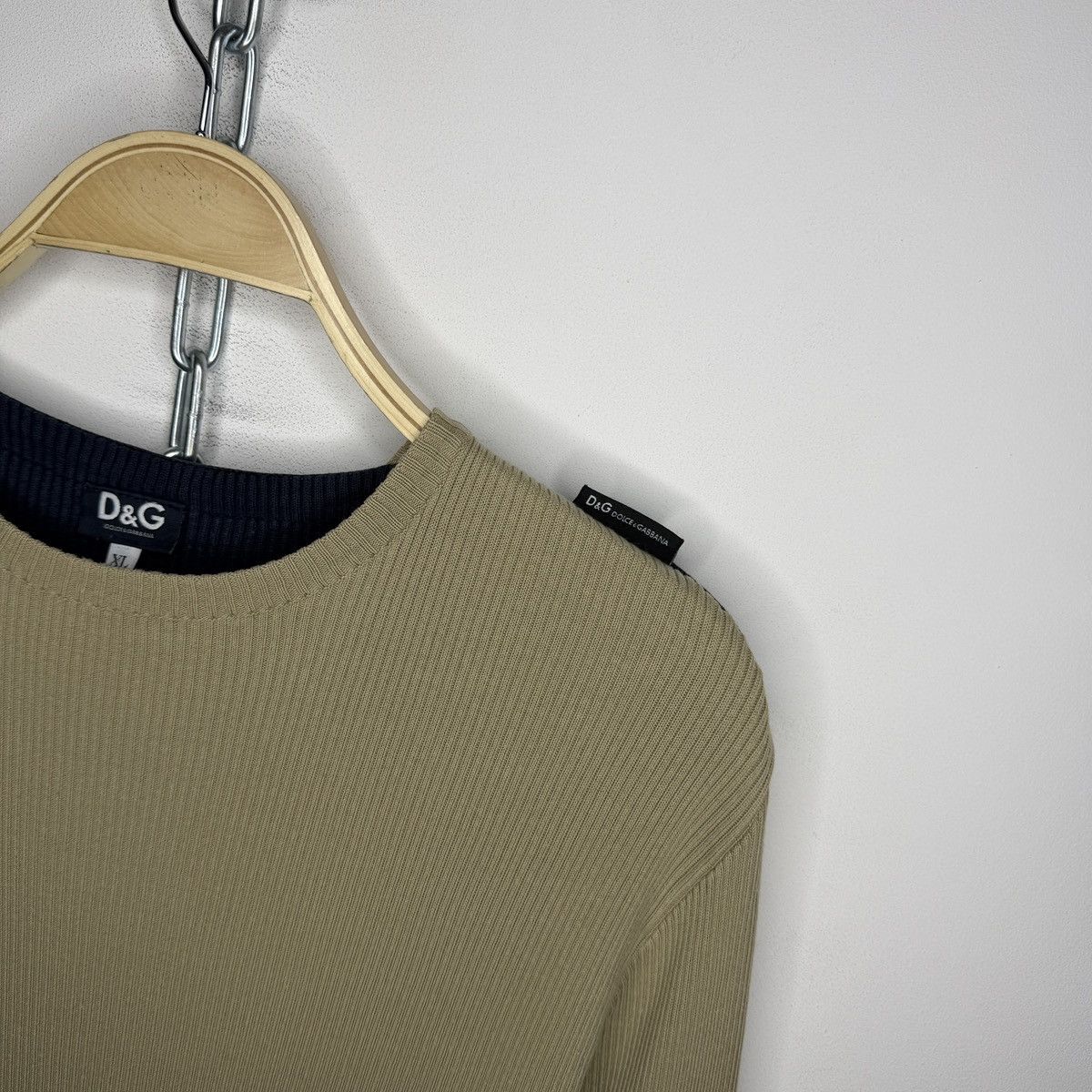 Dolce & Gabbana 2000s Dolce & Gabbana Fit Beige Sweater Ribbed Size US M / EU 48-50 / 2 - 4 Thumbnail