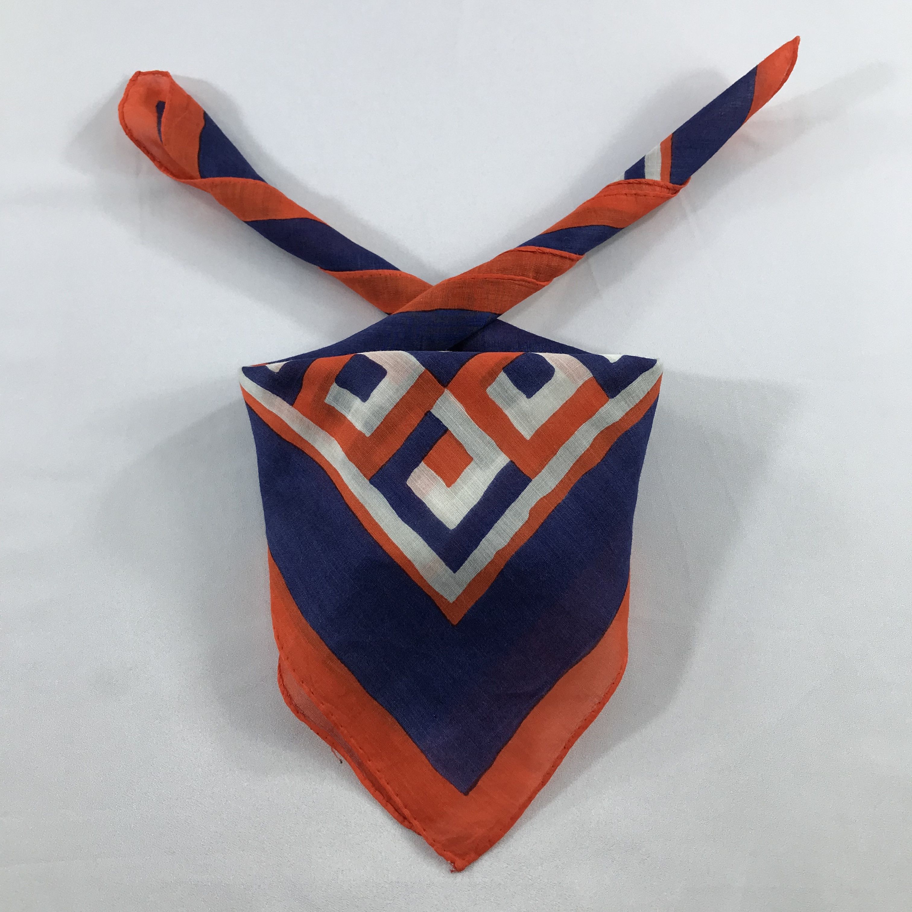 Vintage Vintage Bandana / Handkerchief / Neckerchief - S2447 Size ONE SIZE - 3 Thumbnail