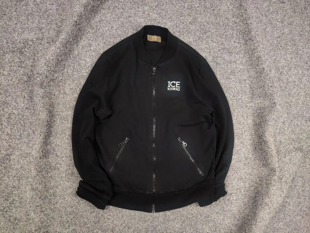 Iceberg Iceberg Disney Logo Vintage 90's Black Bomber Sweatshirt Size M / US 6-8 / IT 42-44 - 1 Thumbnail