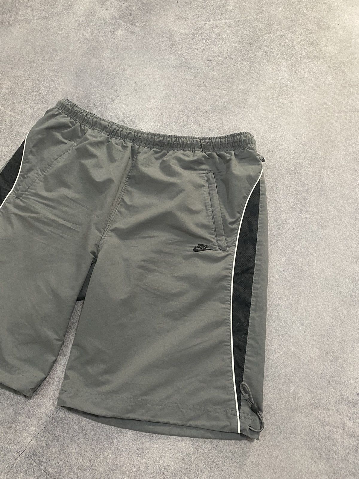 Nike × Vintage Vintage Nike Track Shorts Drill Size US 38 / EU 54 - 2 Thumbnail