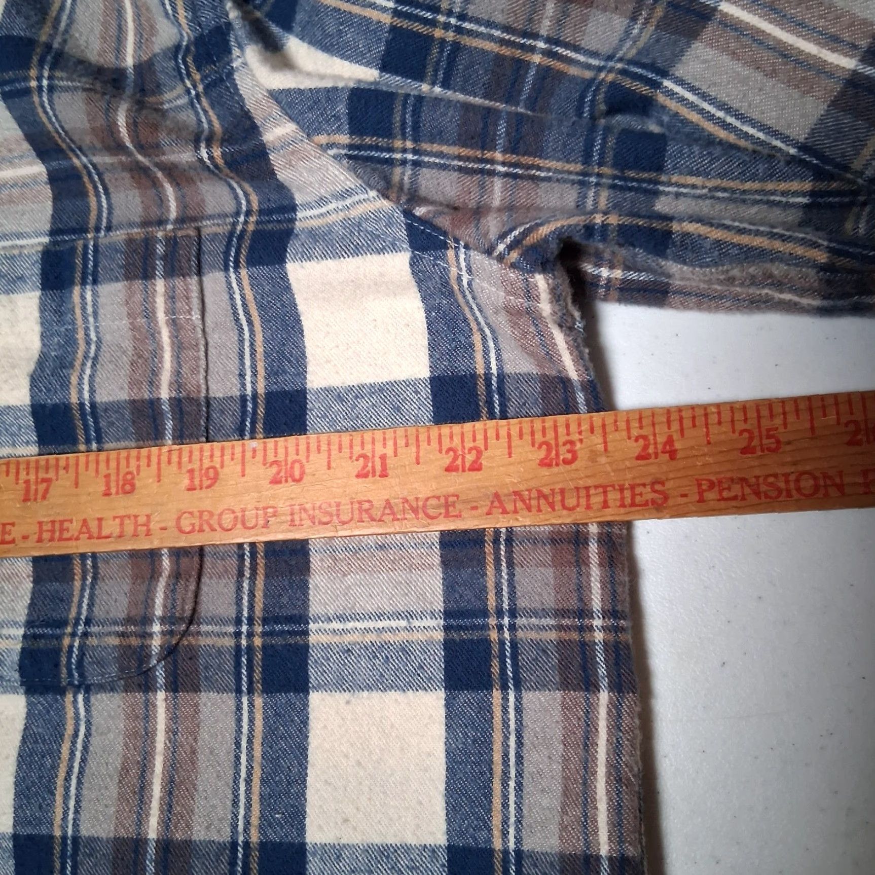 Vintage VINTAGE LL Bean Flannel Shirt Men XL Blue Tan Scotch Plaid Tartan Classic 508276 Size US XL / EU 56 / 4 - 6 Thumbnail