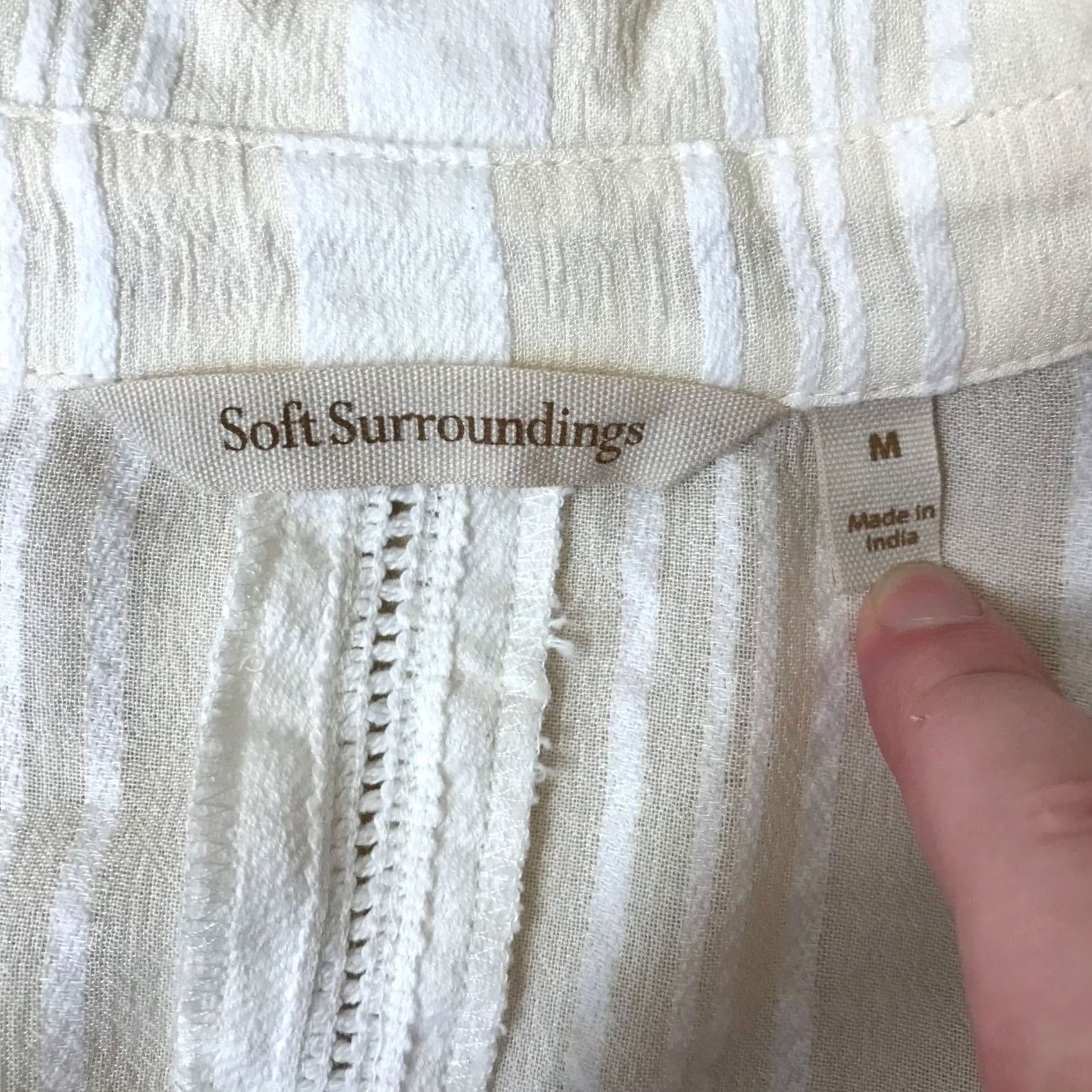 Soft Surroundings SOFT SURROUNDINGS Shirt Womens Medium Cream White Stripe Long Sleeve Cardigan Size M / US 6-8 / IT 42-44 - 7 Thumbnail