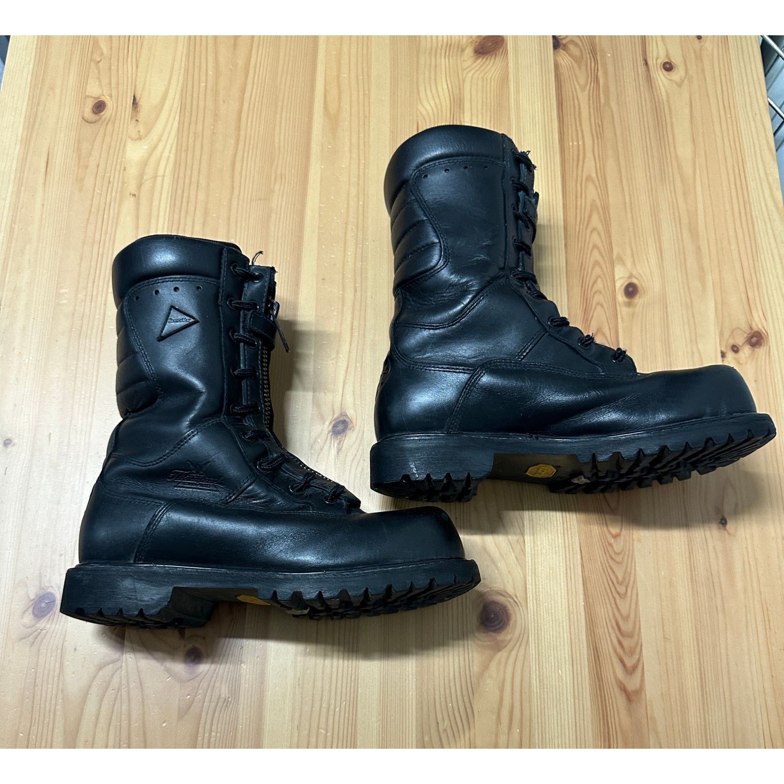 Thorogood Thorogood Wildland Hellfire Leather Boots Mens 7.5 Women 9.5 Size US 7.5 / EU 40-41 - 2 Thumbnail