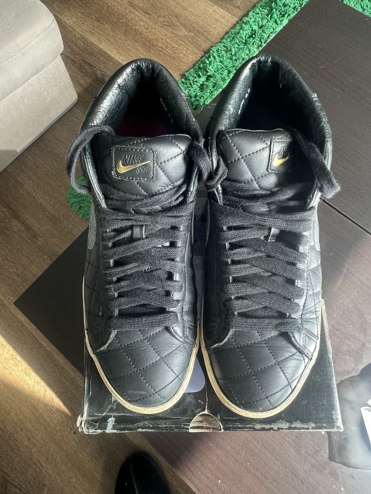 Nike 2006 Supreme x Nike Blazer size 9.5 Size US 9.5 / EU 42-43 - 2 Thumbnail