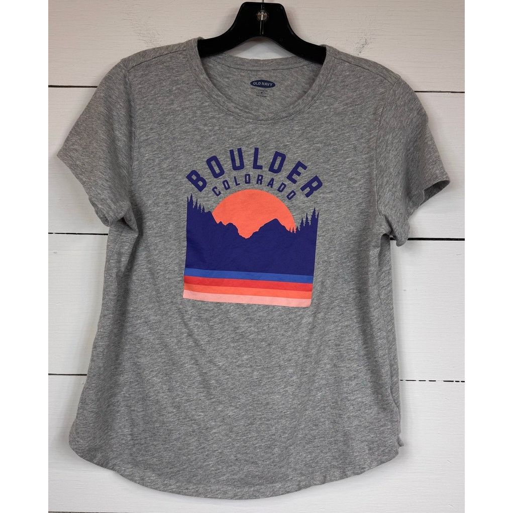 Old Navy Old Navy Gray T-Shirt Women's Size Medium Size M / US 6-8 / IT 42-44 - 1 Thumbnail
