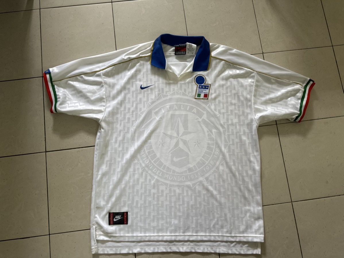 Vintage Vibtage Jersey Italy 90s Size US XXL / EU 58 / 5 - 1 Thumbnail