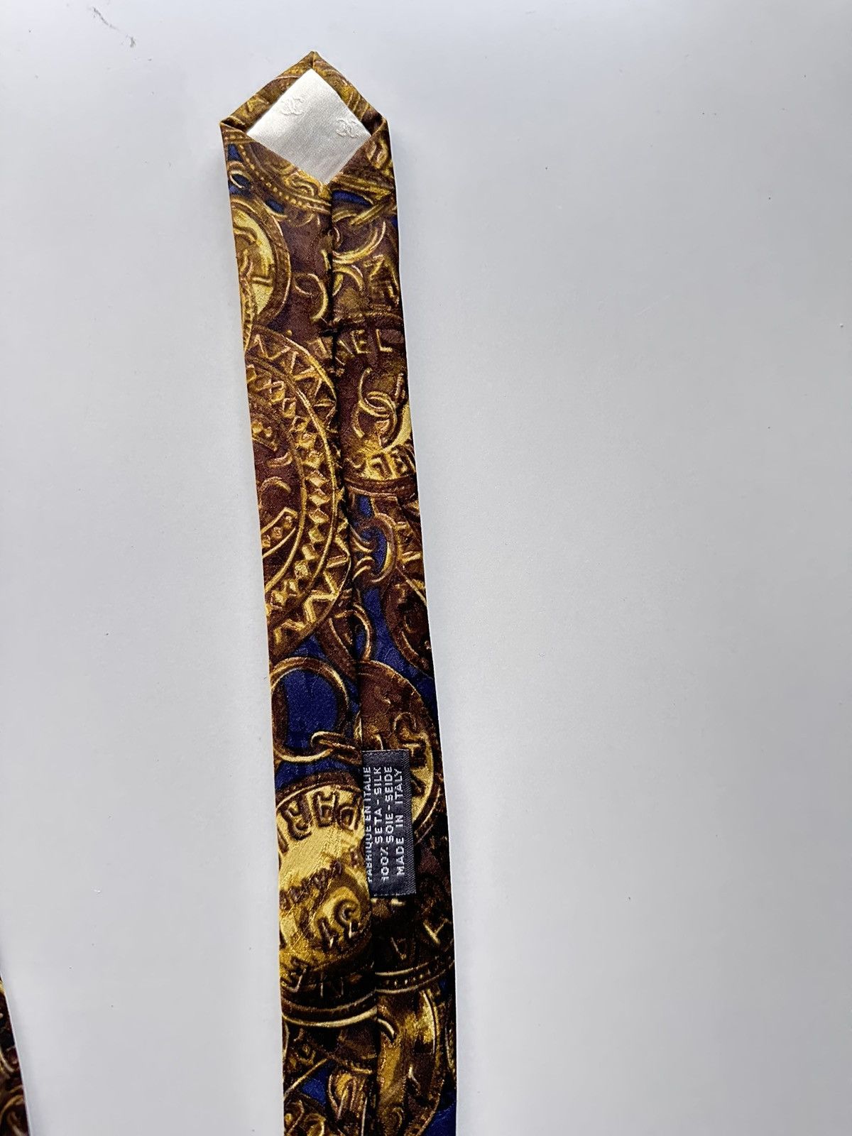 Chanel Chanel Paris Vintage Silk Tie Baroque Coin Print Size ONE SIZE - 8 Thumbnail