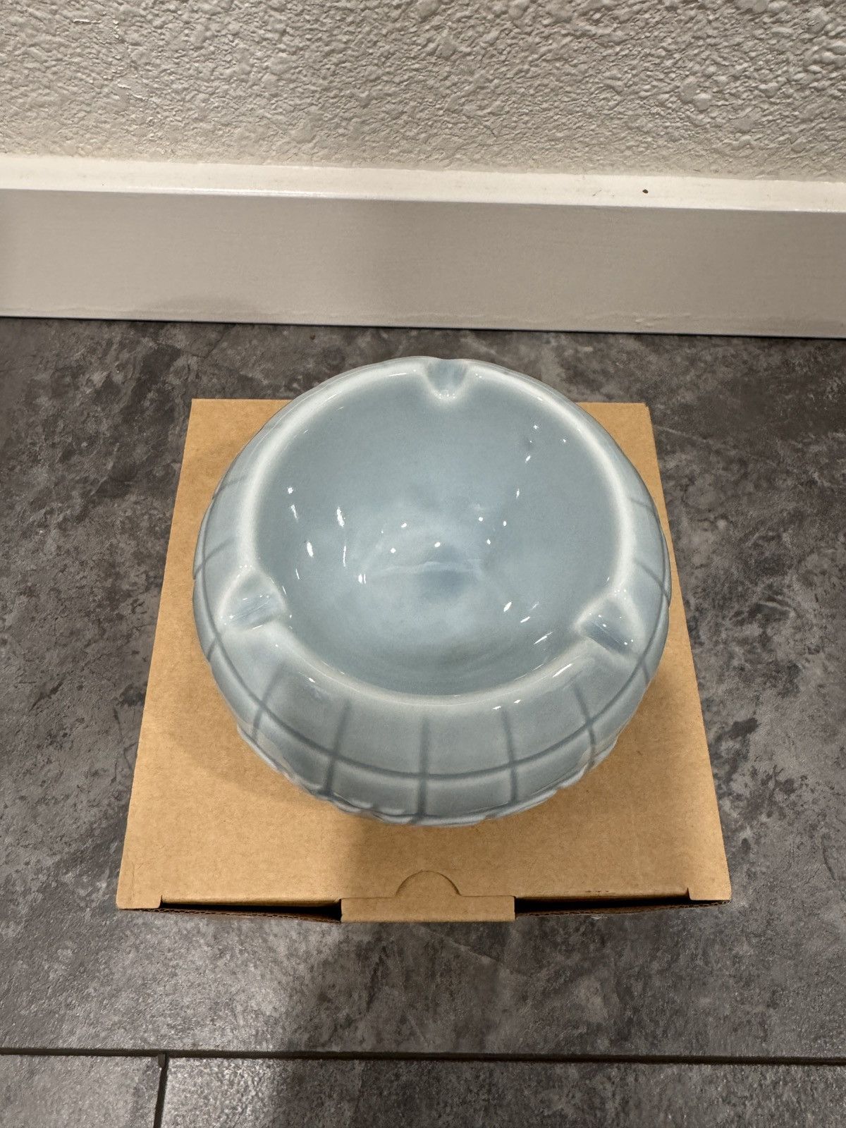 Stussy Stussy World Globe Ceramic Ashtray Size ONE SIZE - 4 Thumbnail