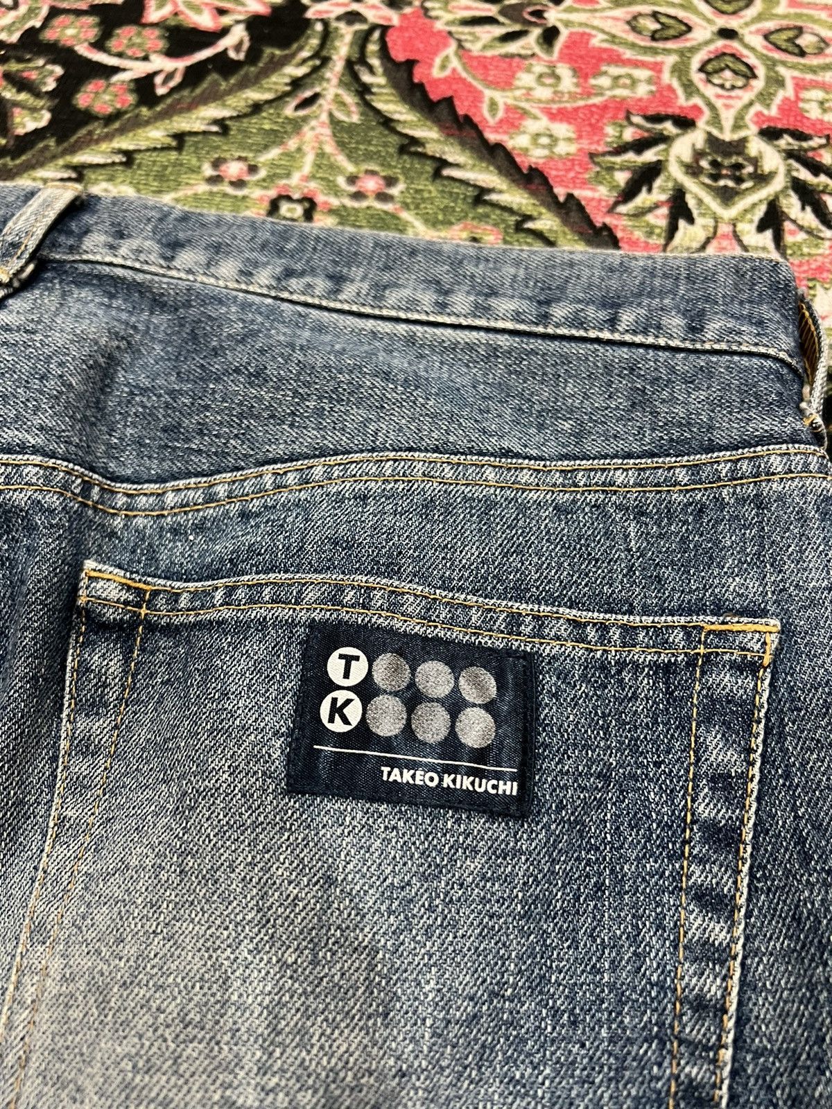 Japanese Brand × Takeo Kikuchi VTG TAKEO KIKUCHI DISTRESSED JEANS VERY RARE Size US 32 / EU 48 - 11 Thumbnail