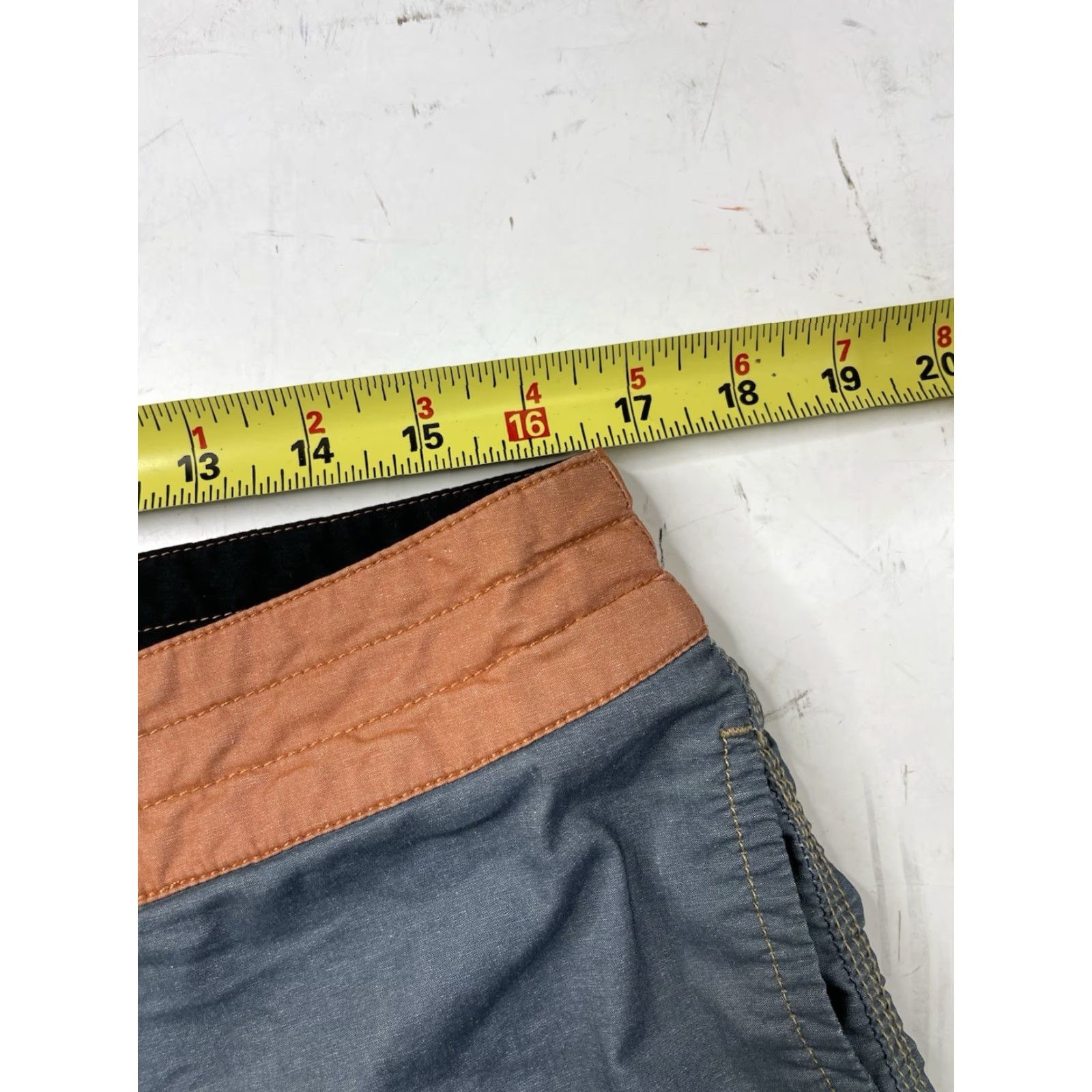 Howler Brothers Howler Bros Shorts Mens 34 Board Shorts Multicolor Animal Print Surf Tropical Rooster Cactus Swim Trunks Size US 34 / EU 50 - 3 Thumbnail